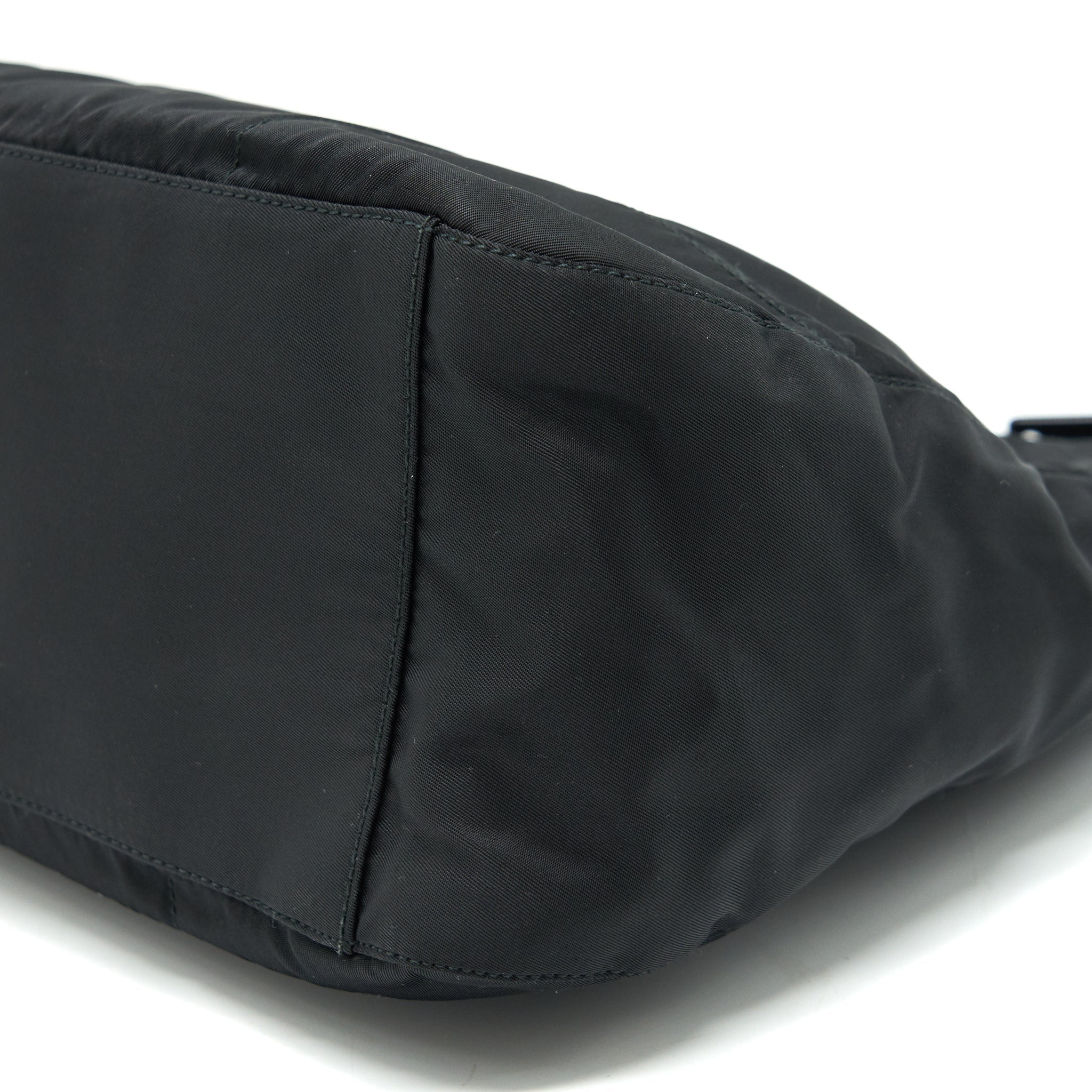 PRADA NYLON SHOULDER BAG IN BLACK