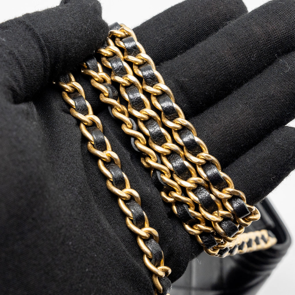 CHANEL BOY WALLET ON CHAIN LAMBSKIN BLACK GHW