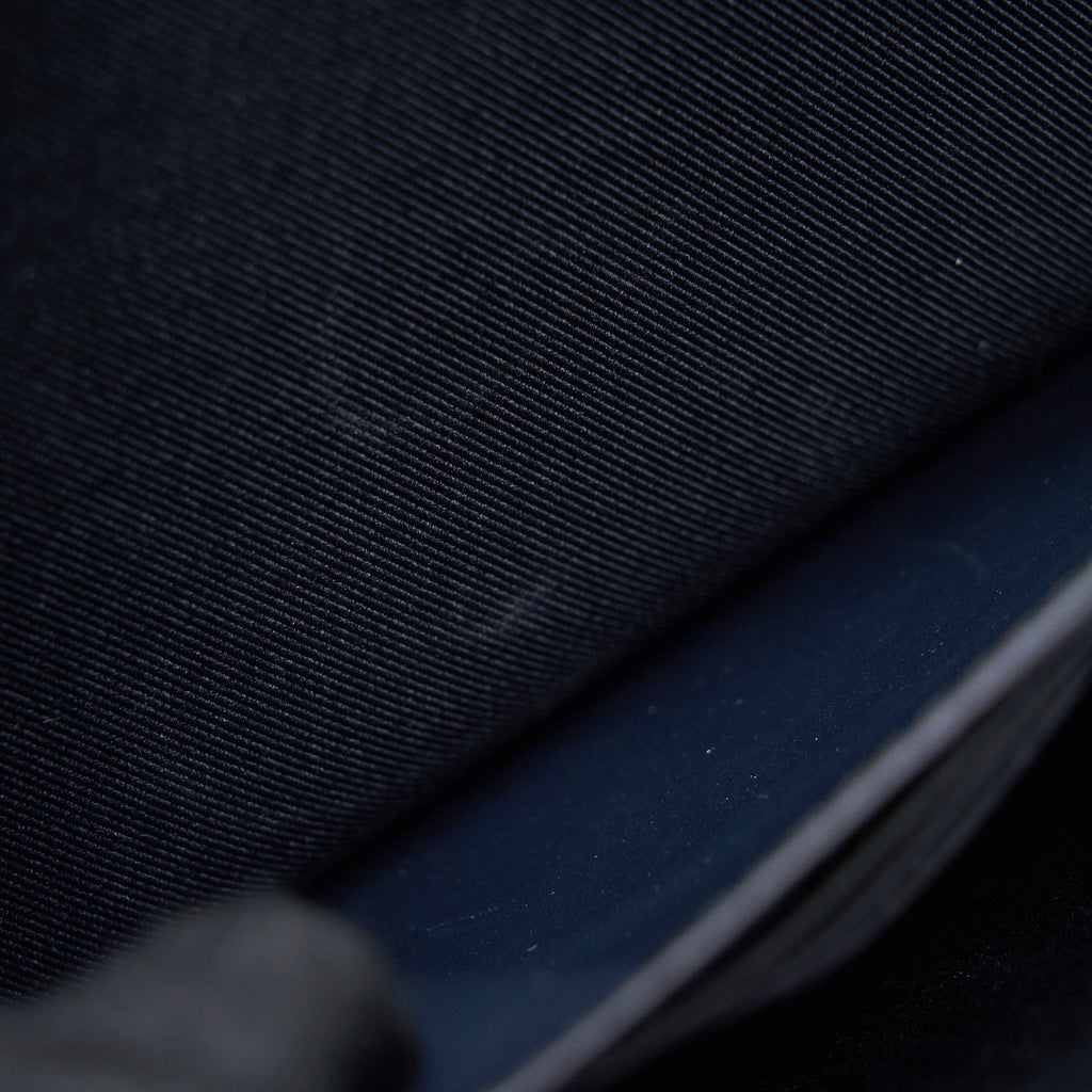 LOUIS VUITTON CHAPMAN POCHETTE VOYAGE GM