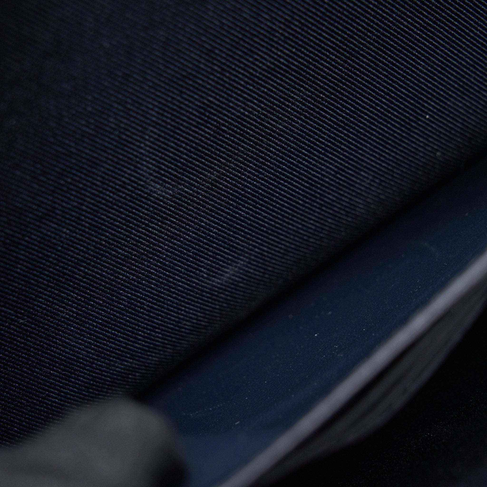 LOUIS VUITTON CHAPMAN POCHETTE VOYAGE GM