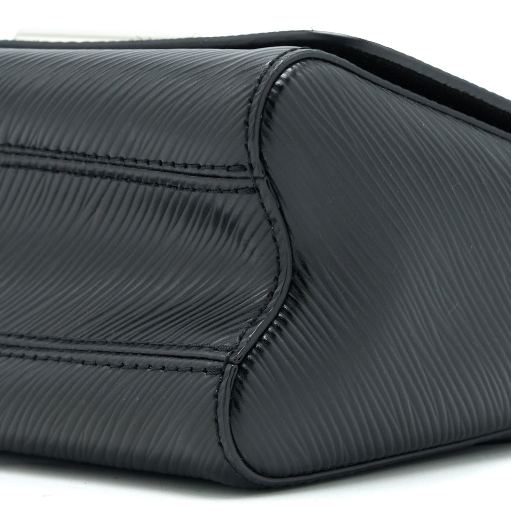 LOUIS VUITTON TWIST PM EPI BLACK SHW