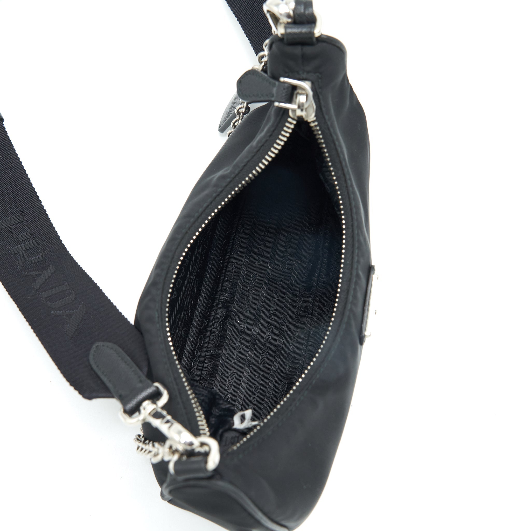 PRADA RE-EDITION 2005 BAG NYLON BLACK SHW
