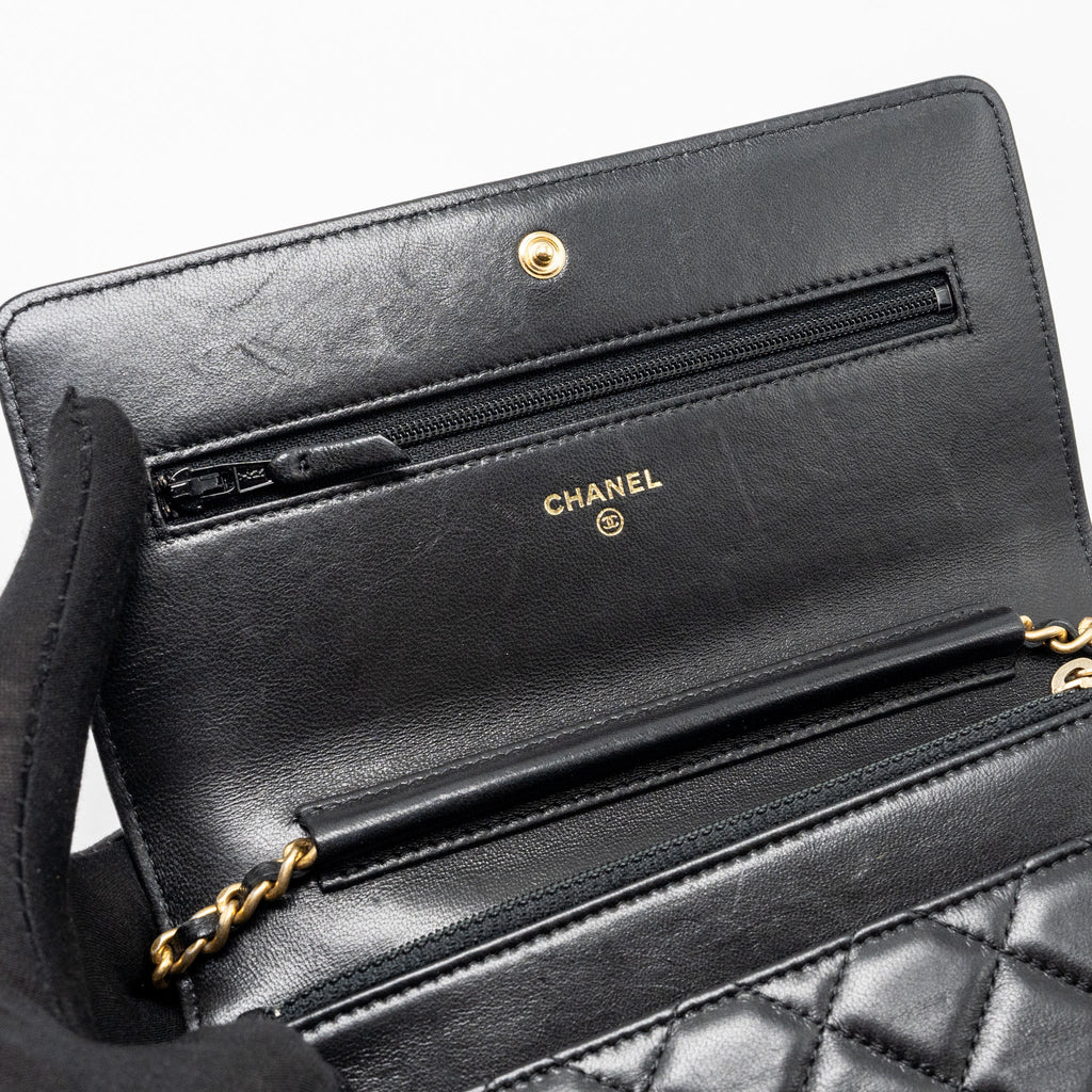 CHANEL BOY WALLET ON CHAIN LAMBSKIN BLACK GHW
