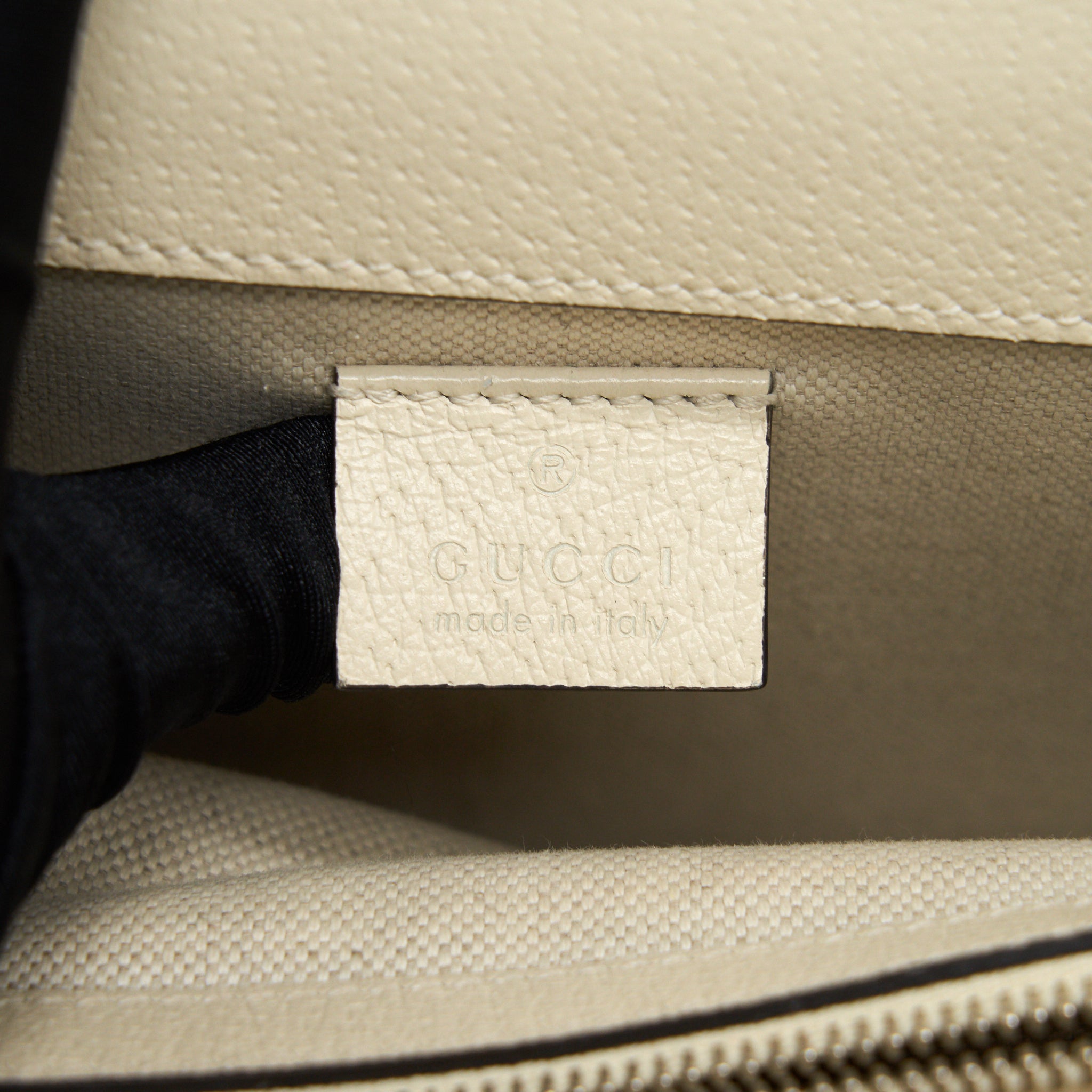 GUCCI SMALL DIONYSUS BAG WHITE SHW