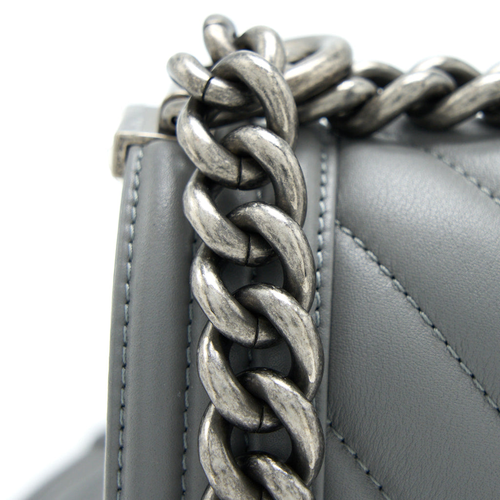CHANEL SMALL BOY BAG CHEVRON LAMBSKIN GREY RUTHENIUM HARDWARE