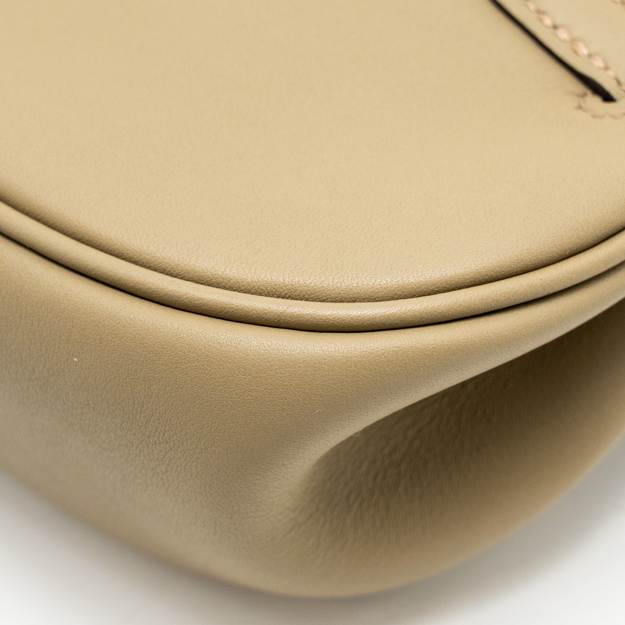 HERMES KELLY MOOVE SWIFT 8Q BEIGE MARFA SHW
