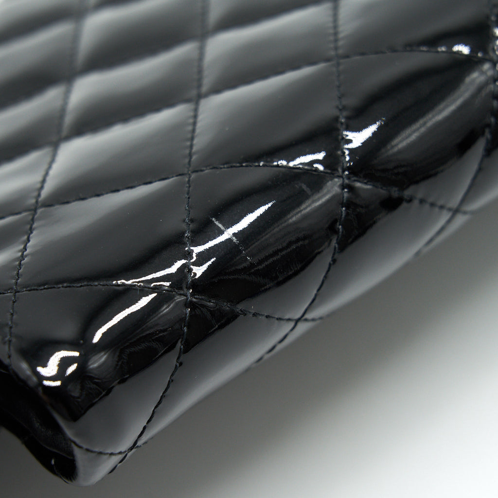 CHANEL FOLD OVER CLUTCH PATENT LEATHER BLACK SHW