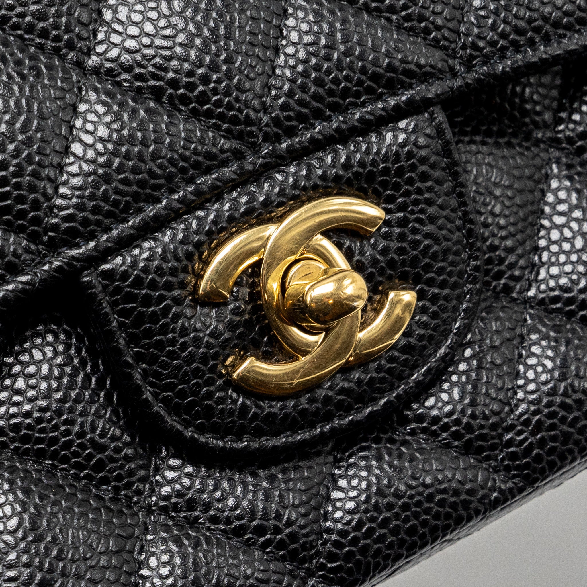 CHANEL MEDIUM CLASSIC DOUBLE FLAP BAG CAVIAR BLACK GHW