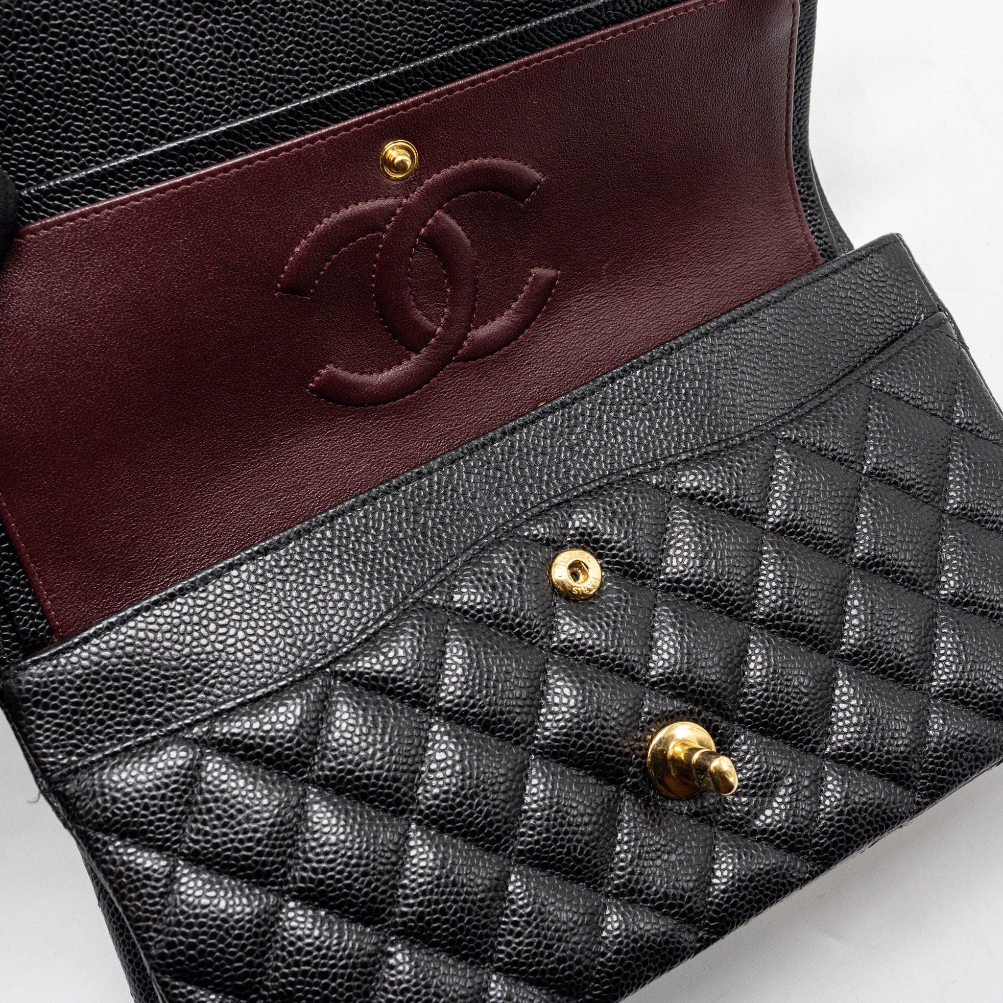 CHANEL MEDIUM CLASSIC DOUBLE FLAP BAG CAVIAR BLACK GHW