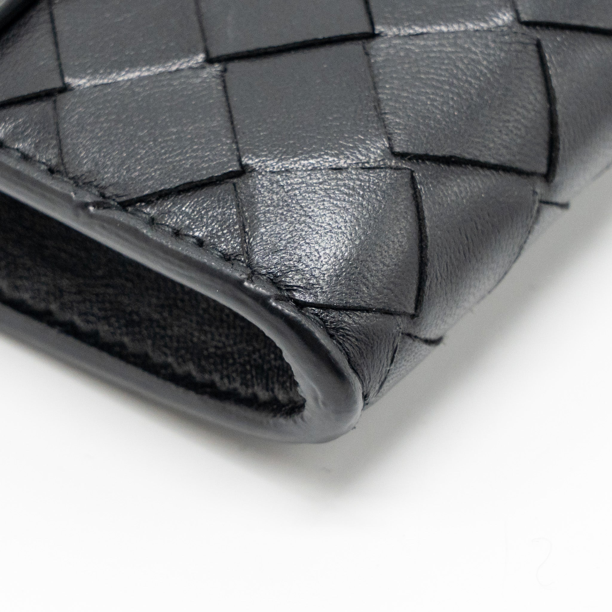 BOTTEGA VENETA ANDIAMO CLUTCH INTRECCIATO CALFSKIN BLACK GHW