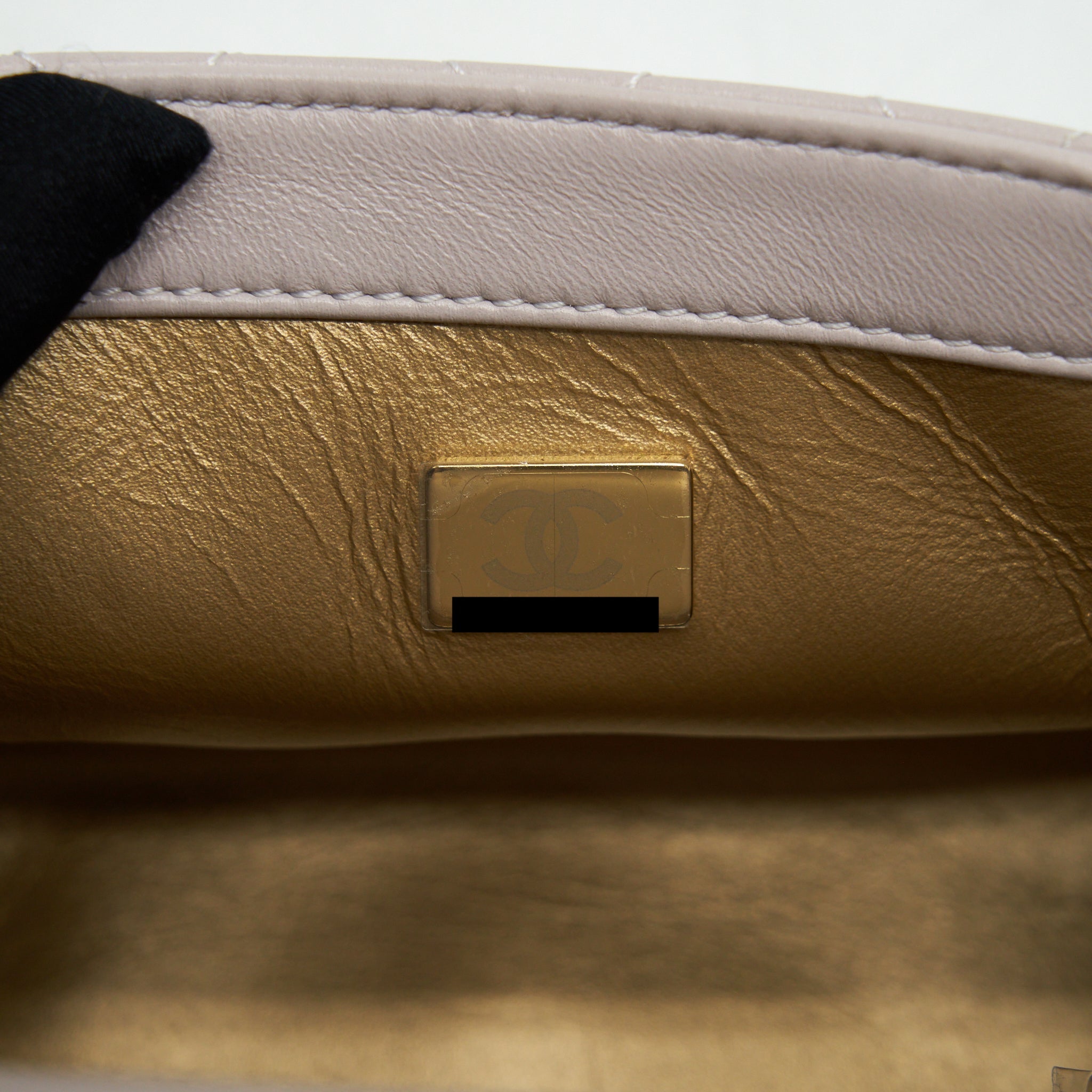 CHANEL PEARL CRUSH LAMBSKIN LIGHT PURPLE GHW(MICROCHIP)
