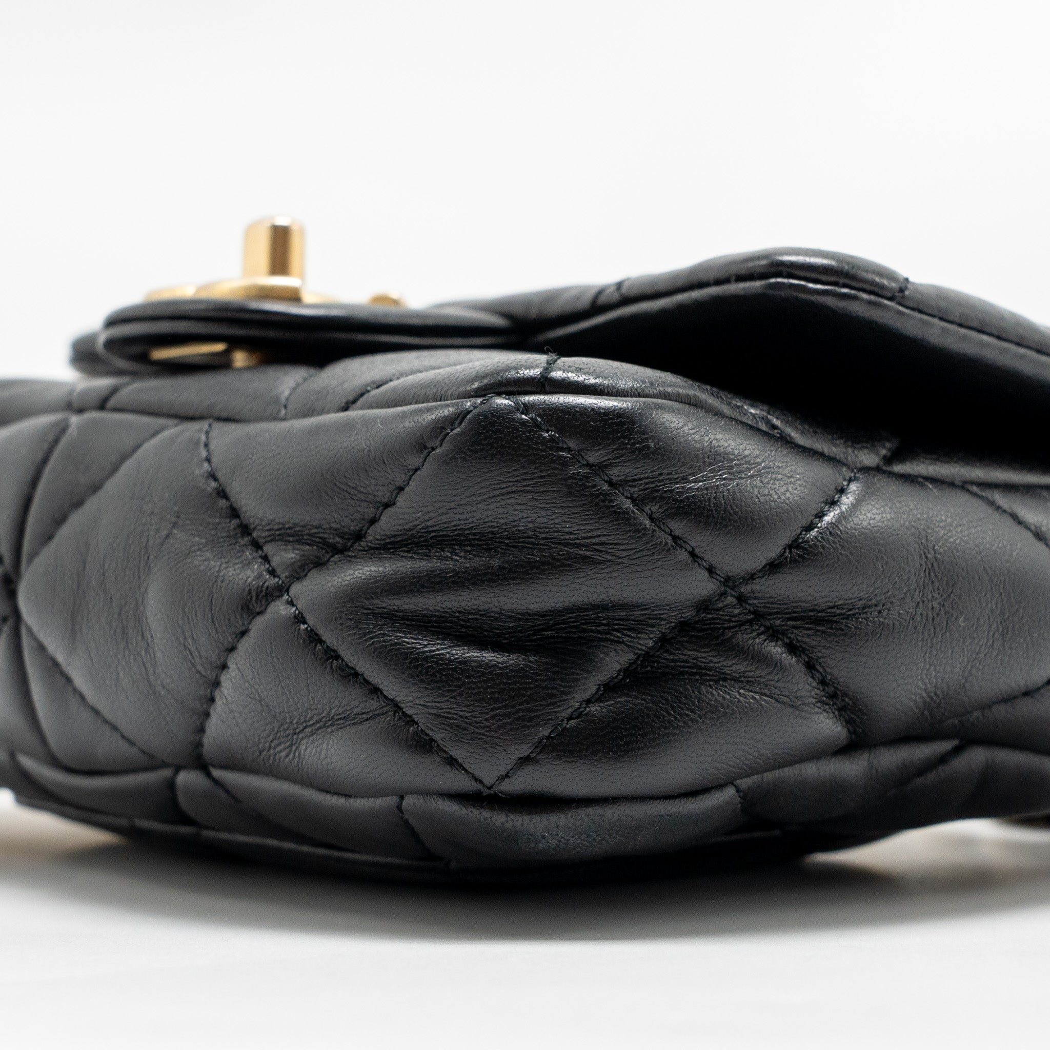 CHANEL 22S GIANT CHAIN MINI FLAP BAG LAMBSKIN BLACK BRUSHED GHW (MICROCHIP)