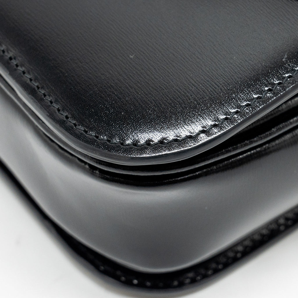 CELINE CLASSIC TRIOMPHE BAG SHINY CALFSKIN BLACK GHW