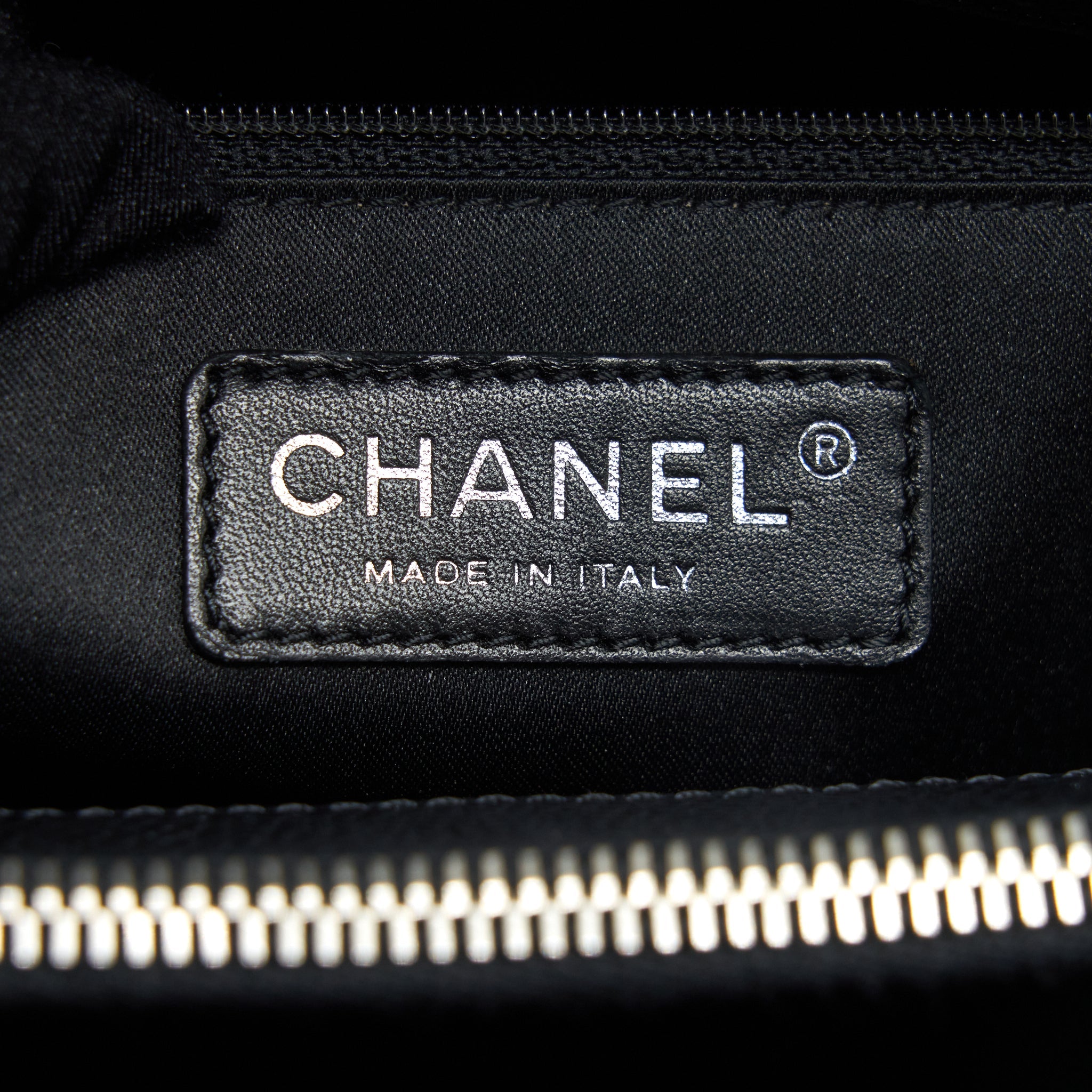 CHANEL GRAND SHOPPING TOTE CAVIAR BLACK SHW