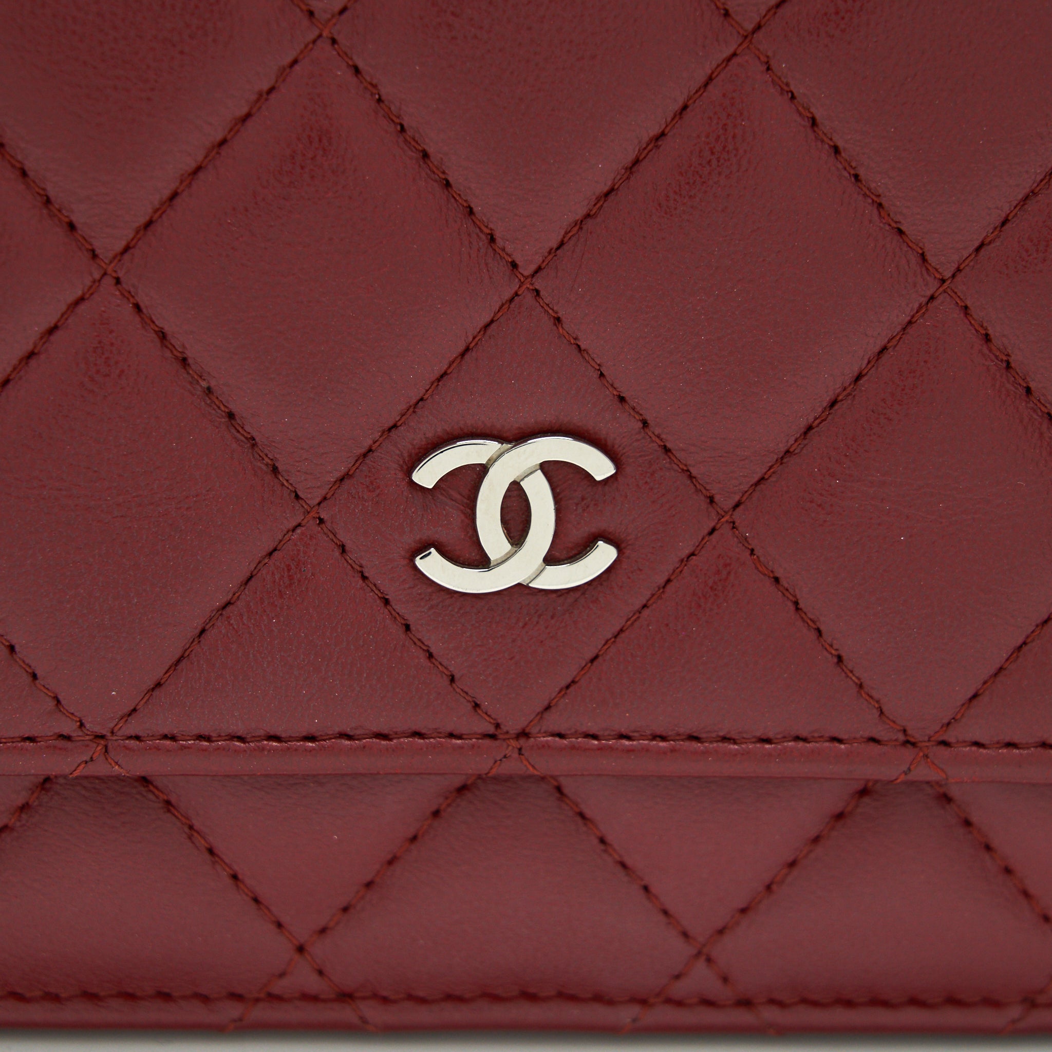 CHANEL CLASSIC WALLET ON CHAIN LAMBSKIN DARK RED SHW