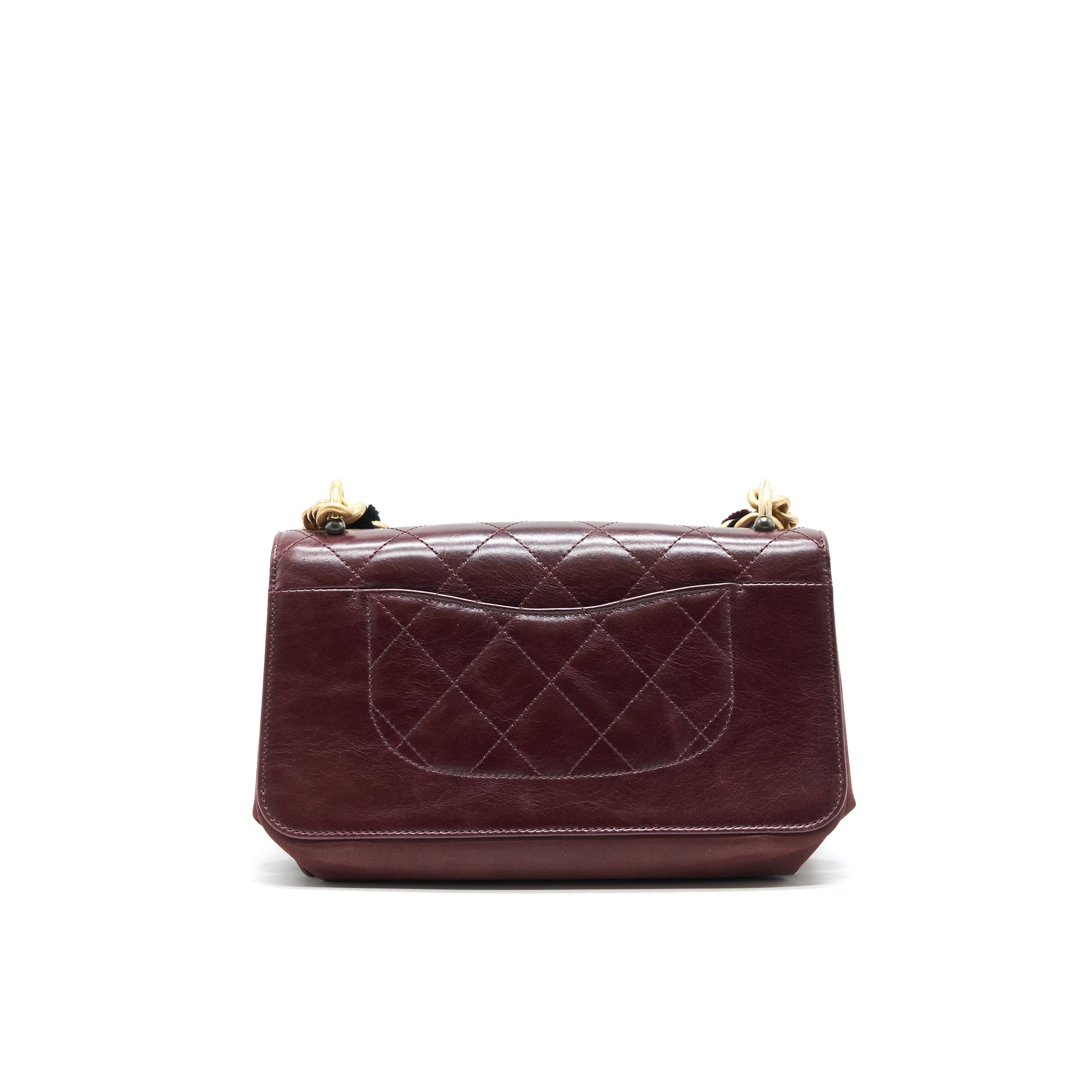 CHANEL SEASONAL FLAP BAG CALFSKIN / SUEDE LEATHER BURGUNDY GHW