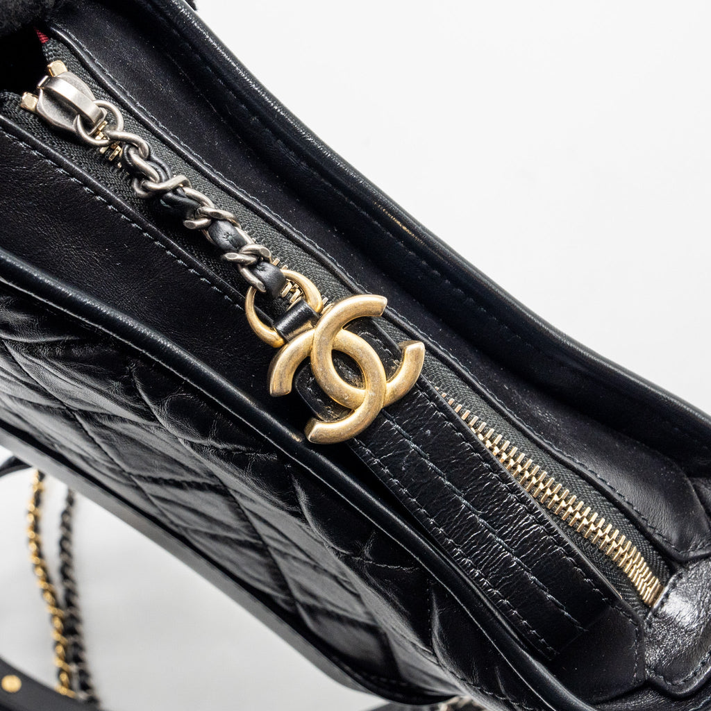 CHANEL SMALL GABRIELLE HOBO BAG AGED CALFSKIN BLACK MULTICOLOUR HARDWARE