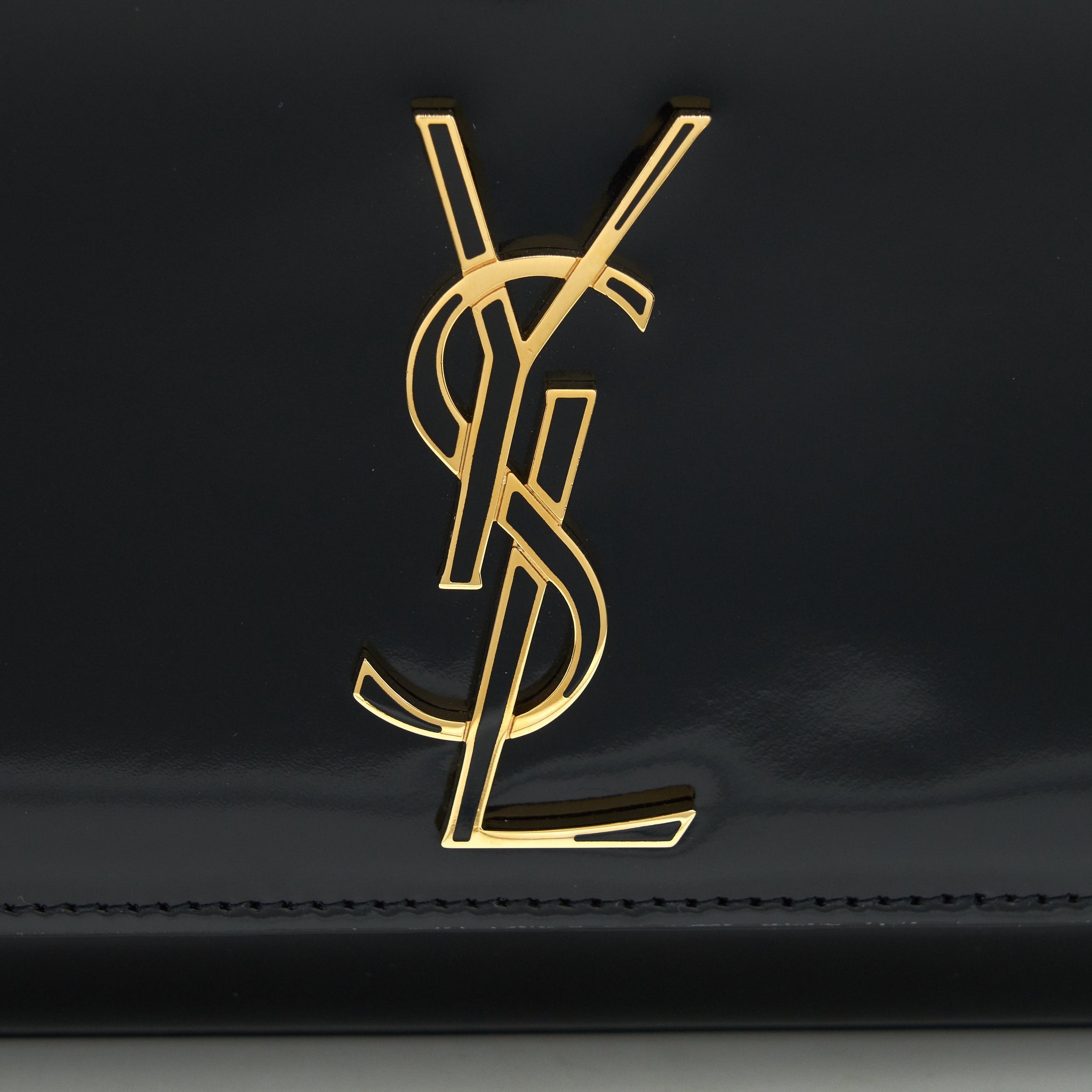 SAINT LAURENT KATE FLAP BAG PATENT BLACK GHW
