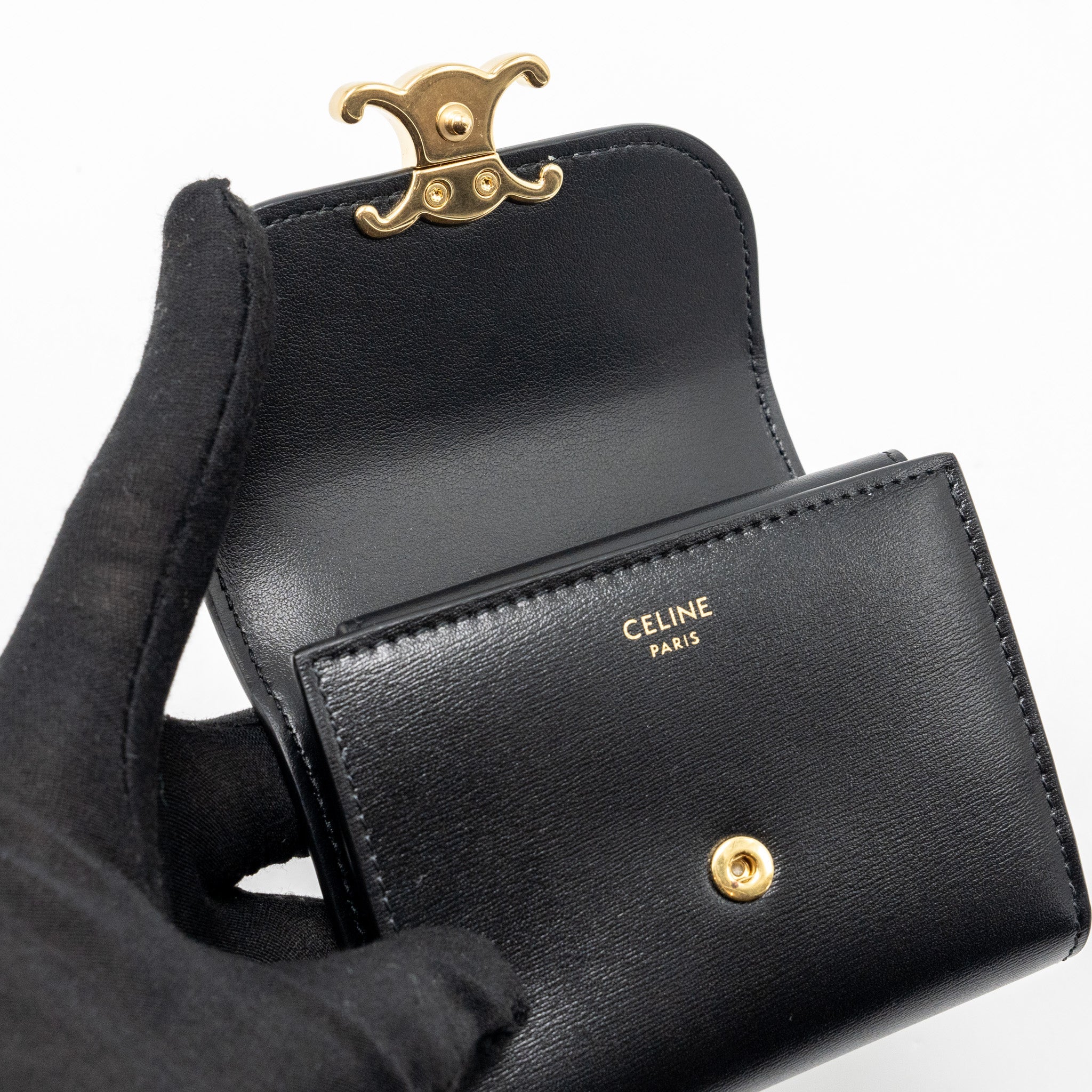 CELINE SMALL TRIOMPHE FLAP WALLET SHINY CALFSKIN BLACK GHW
