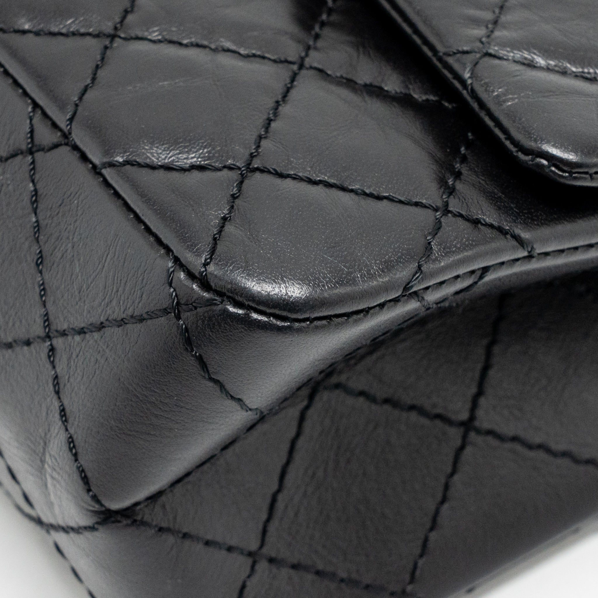 CHANEL SMALL 2.55 REISSUE FLAP BAG AGED CALFSKIN BLACK RUTHENIUM SILVER HARDWARE