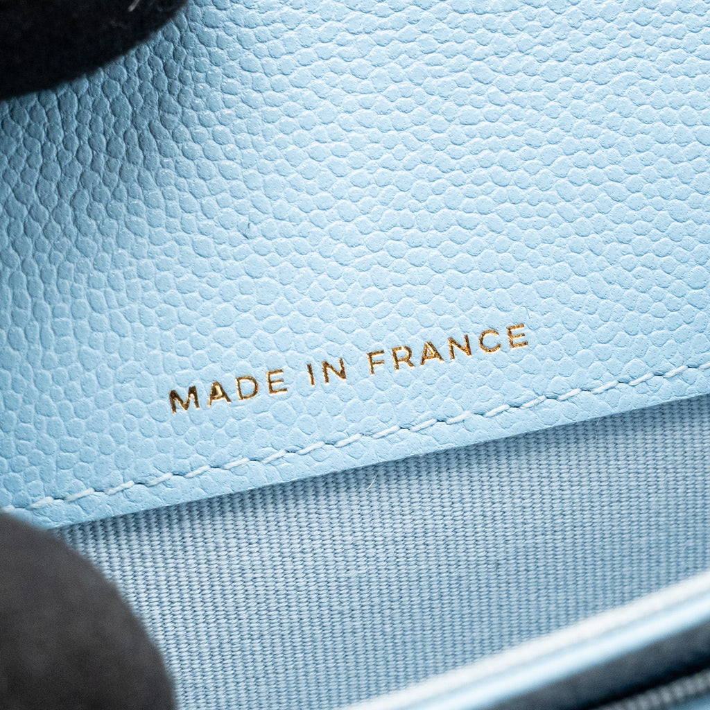 CHANEL CLASSIC FLAP CARD HOLDER CAVIAR BLUE LGHW (MICROCHIP)