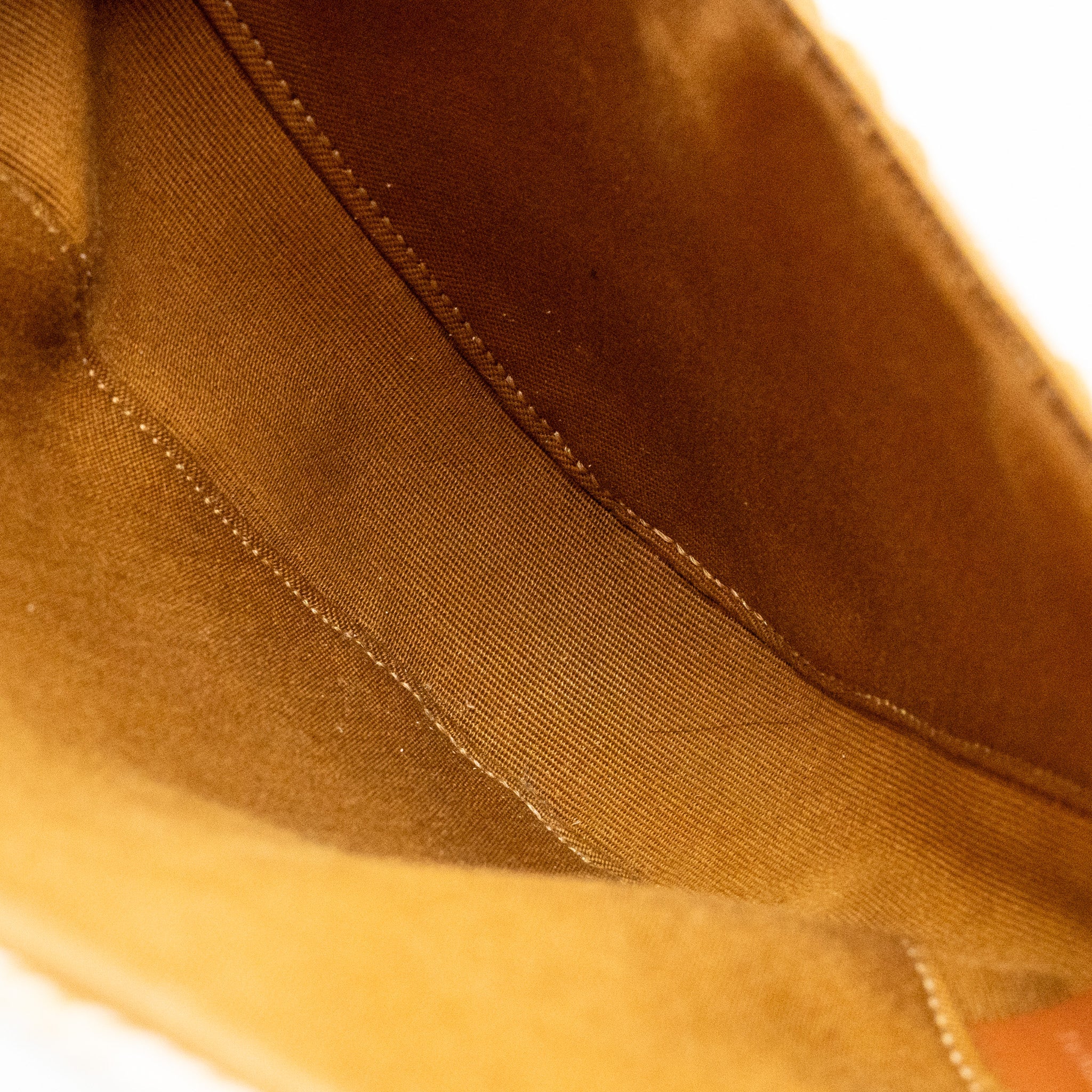 CELINE TRIANGLE SHOULDER BAG TRIOMPHE CANVAS WHITE/TAN