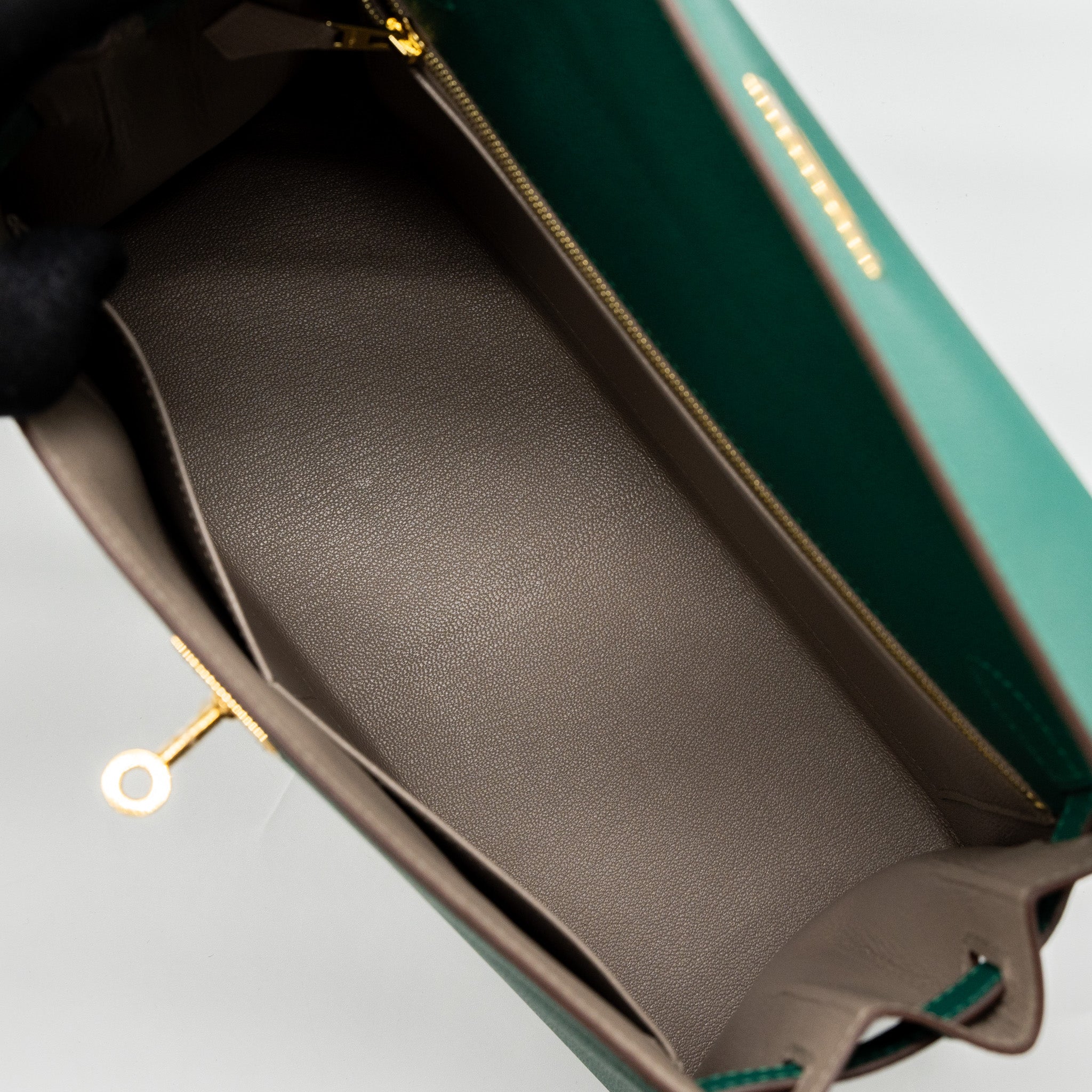 HERMES KELLY 28 SPECIAL ORDER EPSOM MALACHITE/GRIS ASPHALTE GHW