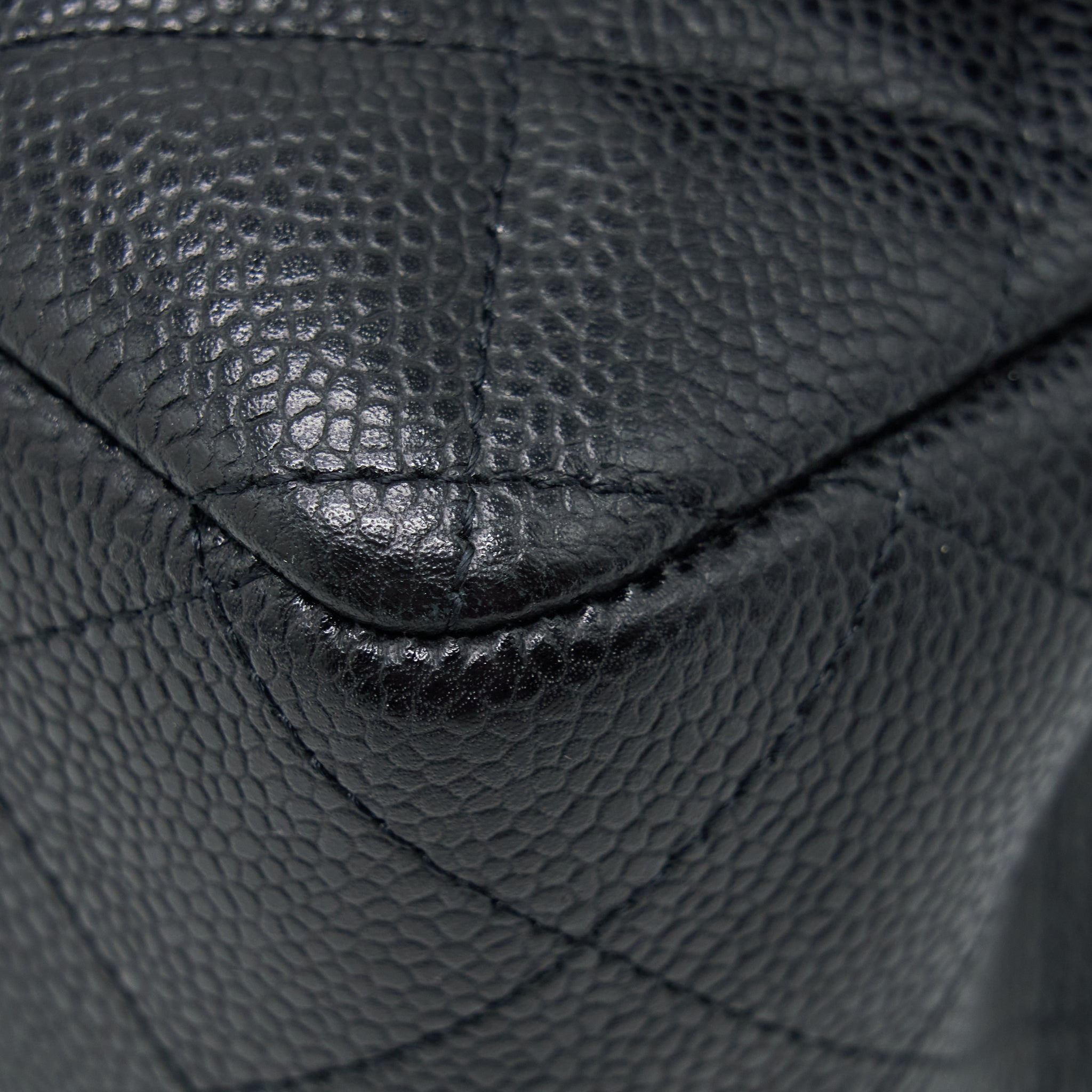 CHANEL CLASSIC JUMBO DOUBLE FLAP BAG CAVIAR BLACK LGHW