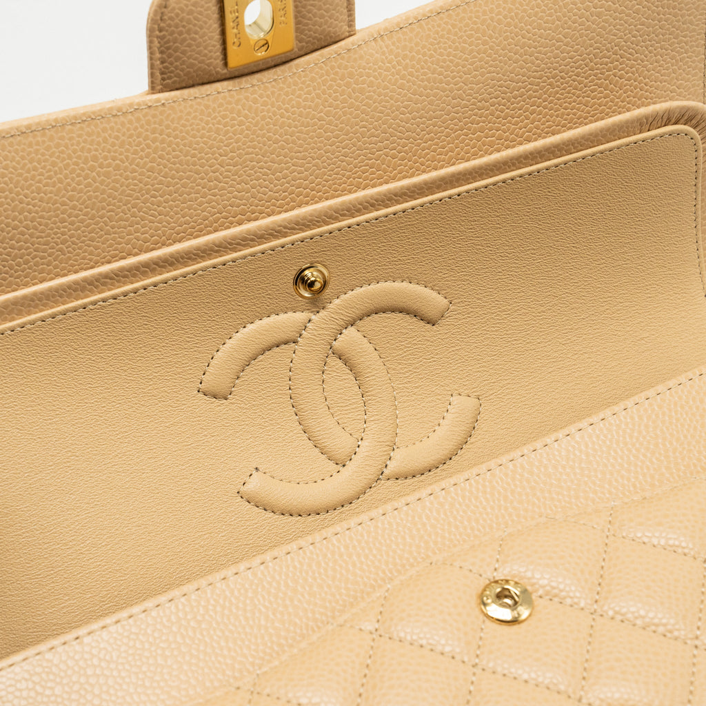 CHANEL MEDIUM CLASSIC DOUBLE FLAP BAG CAVIAR BEIGE GHW (MICROCHIP)