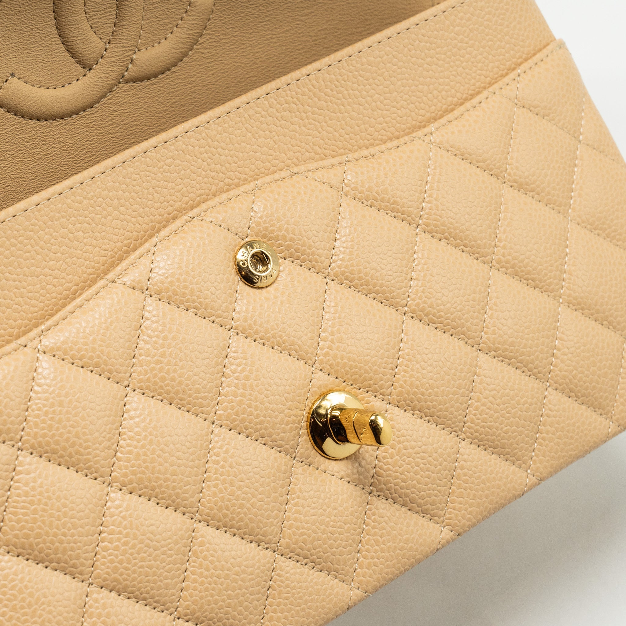 CHANEL MEDIUM CLASSIC DOUBLE FLAP BAG CAVIAR BEIGE GHW (MICROCHIP)