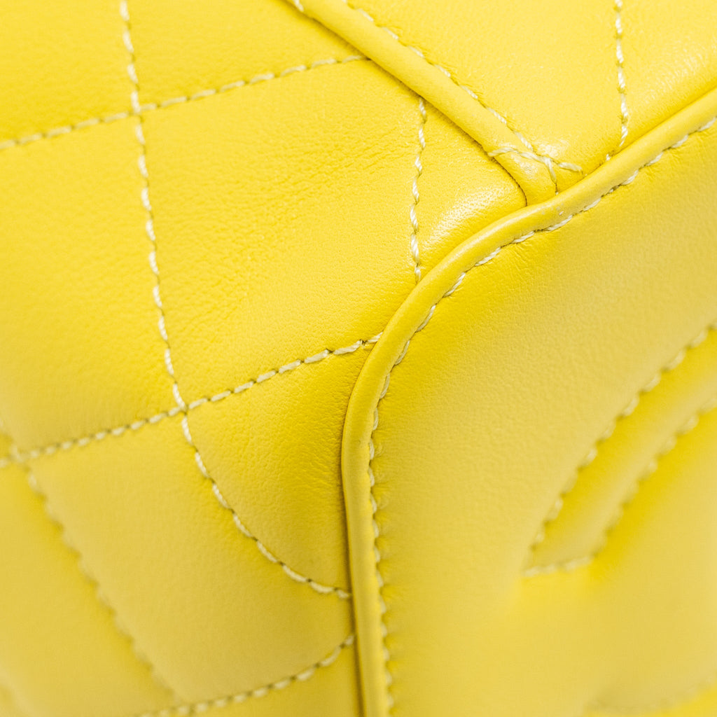 CHANEL CC VANITY CASE BAG CALFSKIN YELLOW GHW (MICROCHIP)