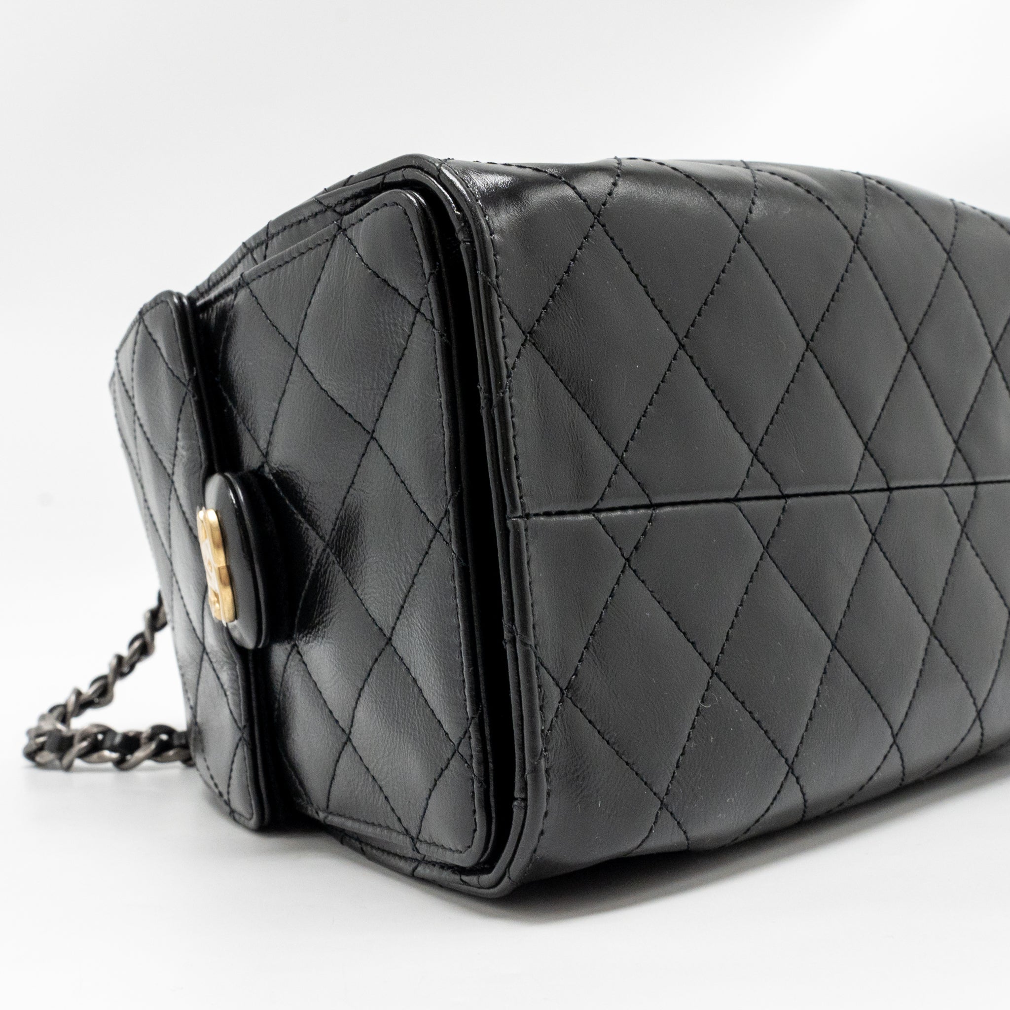 CHANEL SMALL 25 BAG CRUMPLED SHINY CALFSKIN BLACK MULTICOLOUR HARDWARE (MICROCHIP) (Copy)