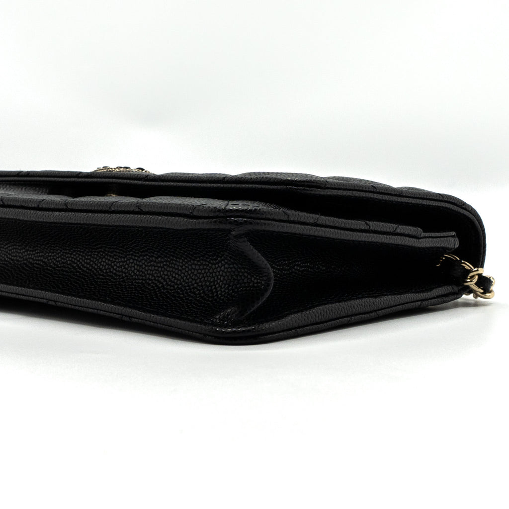 CHANEL DETAILED LOGO WALLET ON CHAIN CAVIAR BLACK LGHW (MICROCHIP)