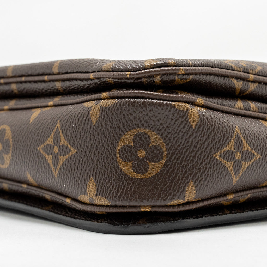 LOUIS VUITTON POCHETTE METIS MONOGRAM CANVAS GHW