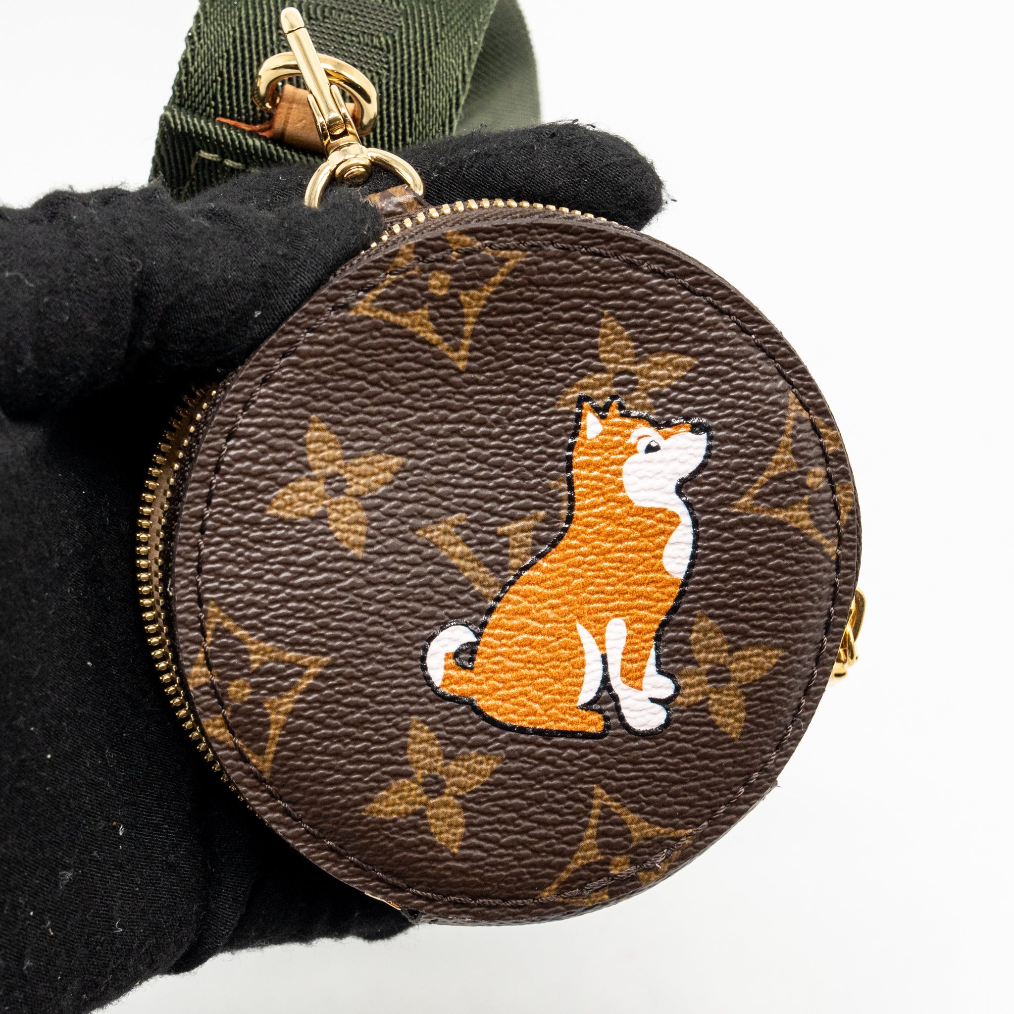 LOUIS VUITTON MY LV WORLD TOUR MULTI POCHETTE ACCESSORIES KHAKI STRAP MONOGRAM CANVAS GHW