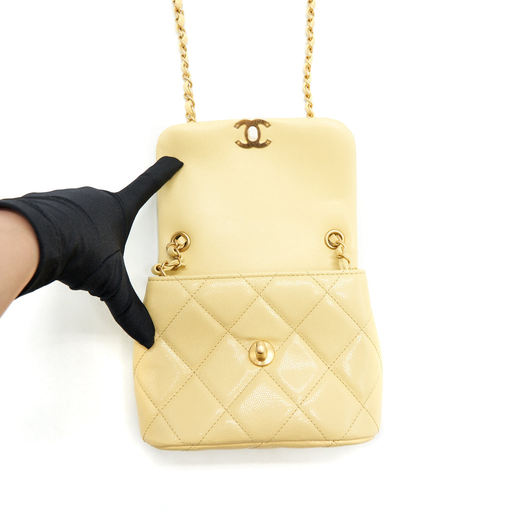 CHANEL 22P NEW MINI SQUARE FLAP BAG CAVIAR LIGHT YELLOW BRUSHED GHW