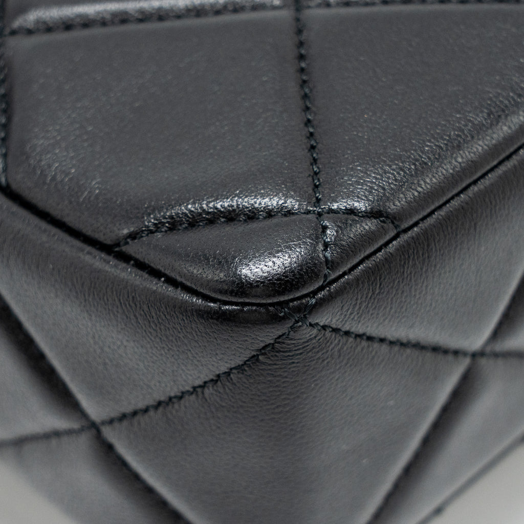 CHANEL QUILTED MINI FLAP BAG WITH DETAILED CHAIN LAMBSKIN BLACK GHW (MICROCHIP)