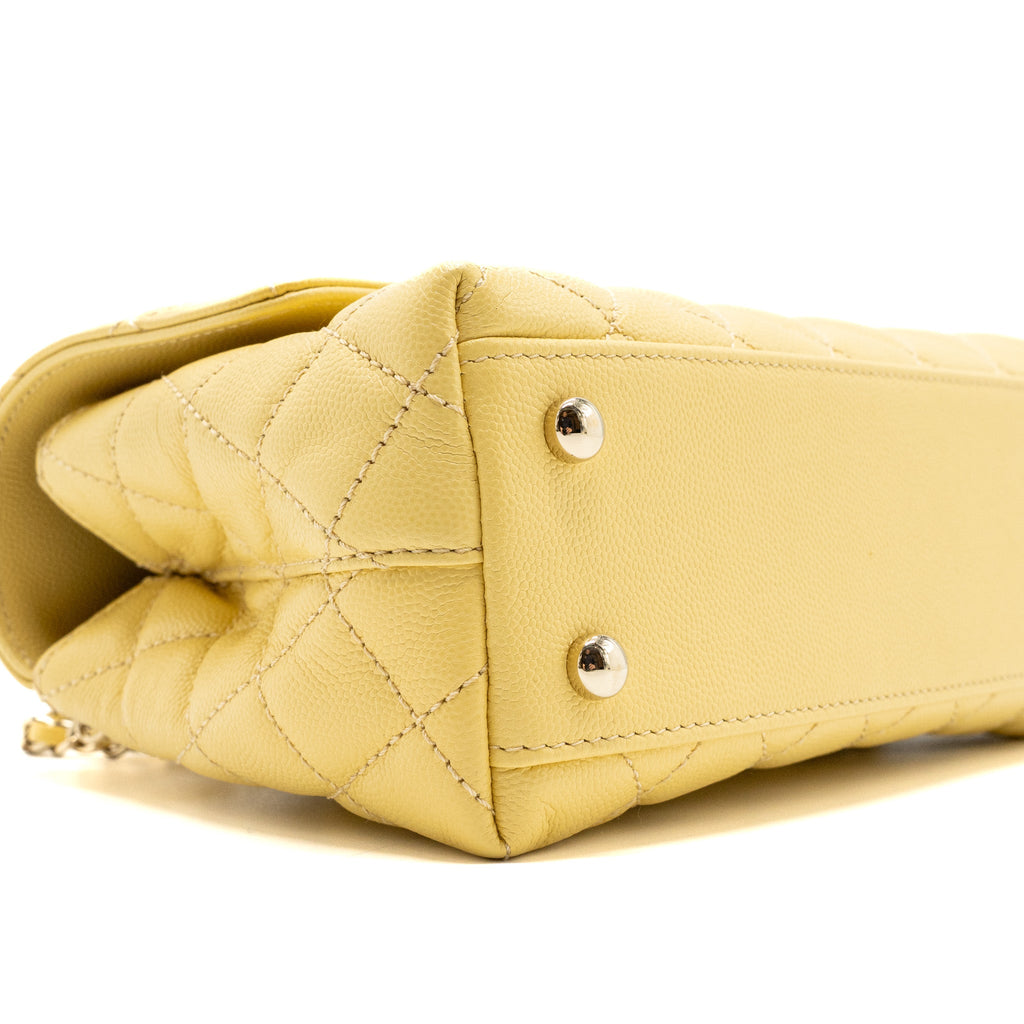 CHANEL SMALL COCO HANDLE CAVIAR 22P LIGHT YELLOW LGHW (MICROCHIP)
