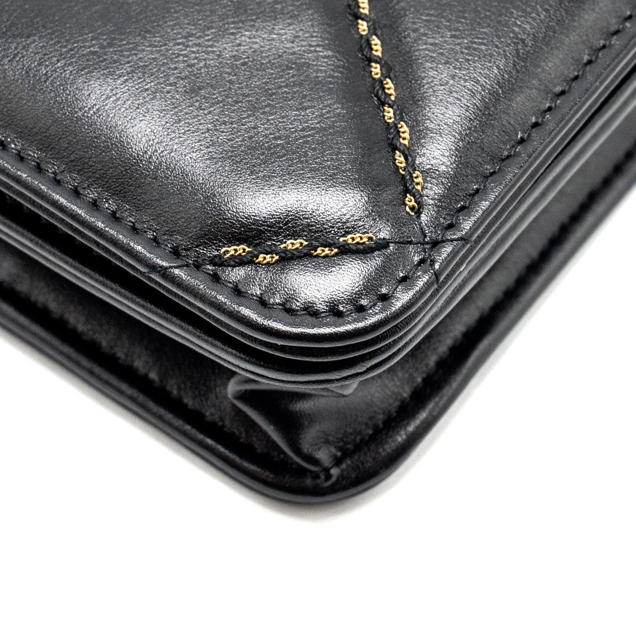 CHANEL QUILTED WALLET ON CHAIN SHINY CALFSKIN BLACK GHW (MICROCHIP)