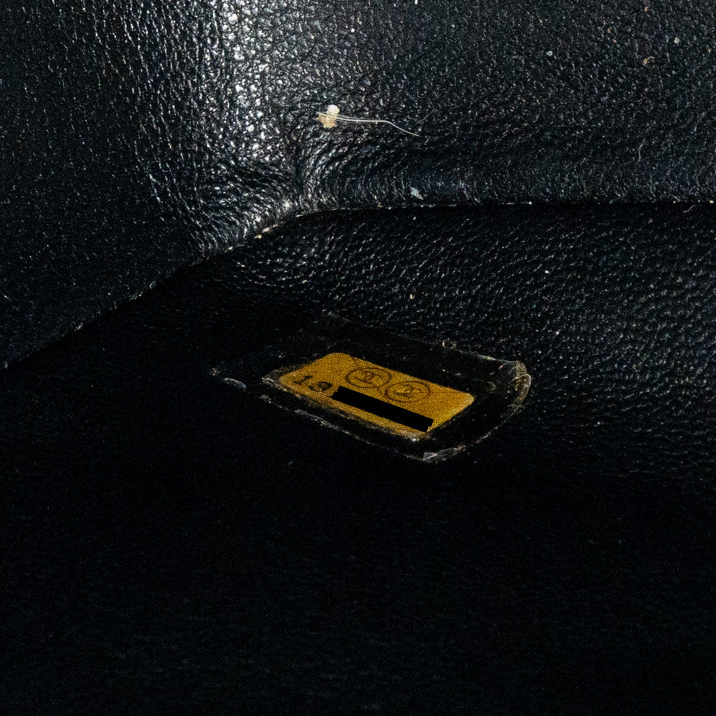 CHANEL CLASSIC JUMBO SINGLE FLAP BAG CAVIAR BLACK SHW