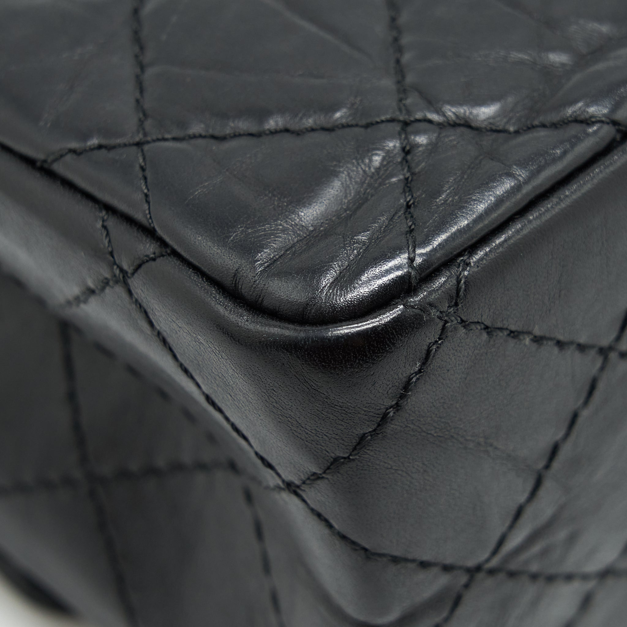 CHANEL 2.55 226 REISSUE DOUBLE FLAP BAG CALFSKIN BLACK GHW