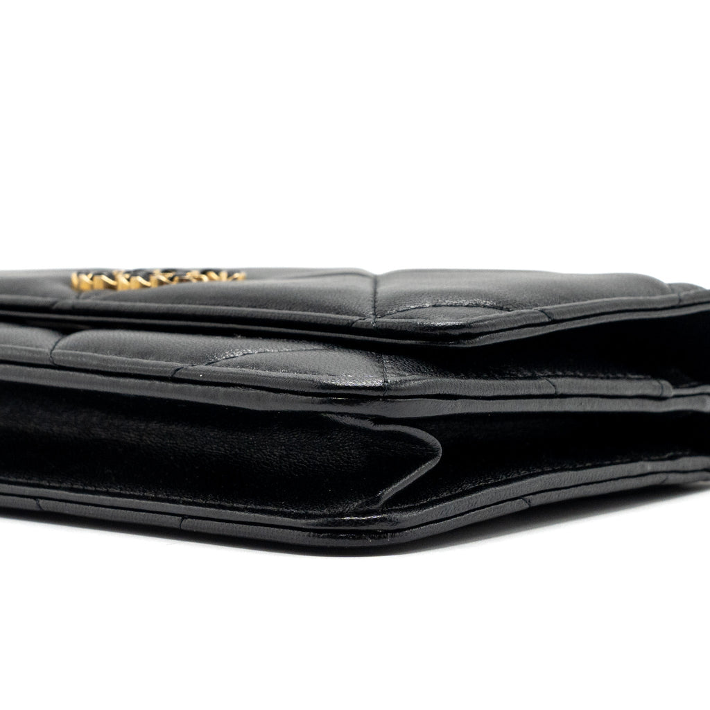 CHANEL 19 WALLET ON CHAIN LAMBSKIN BLACK MULTICOLOUR HARDWARE (MICROCHIP)