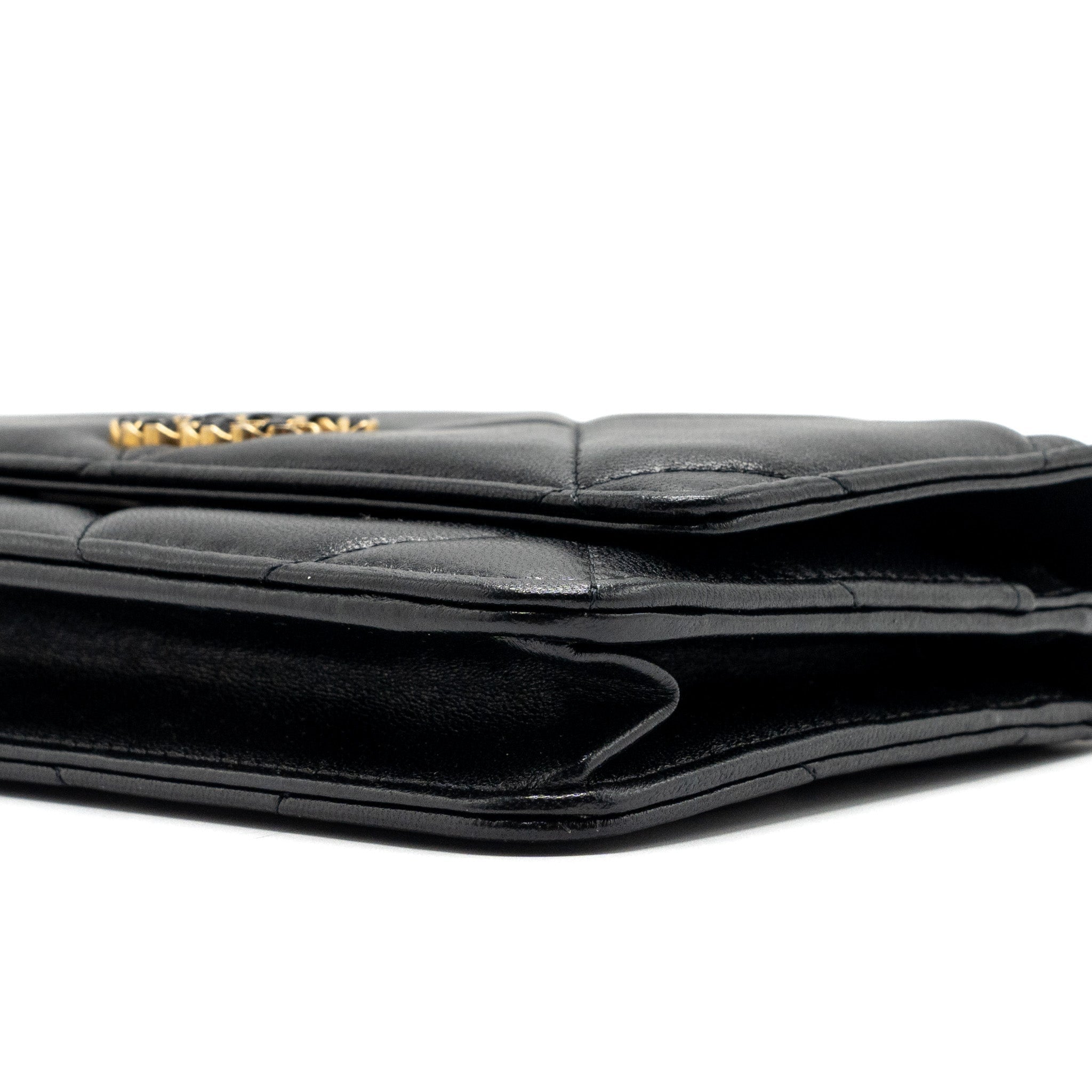 CHANEL 19 WALLET ON CHAIN LAMBSKIN BLACK MULTICOLOUR HARDWARE (MICROCHIP)