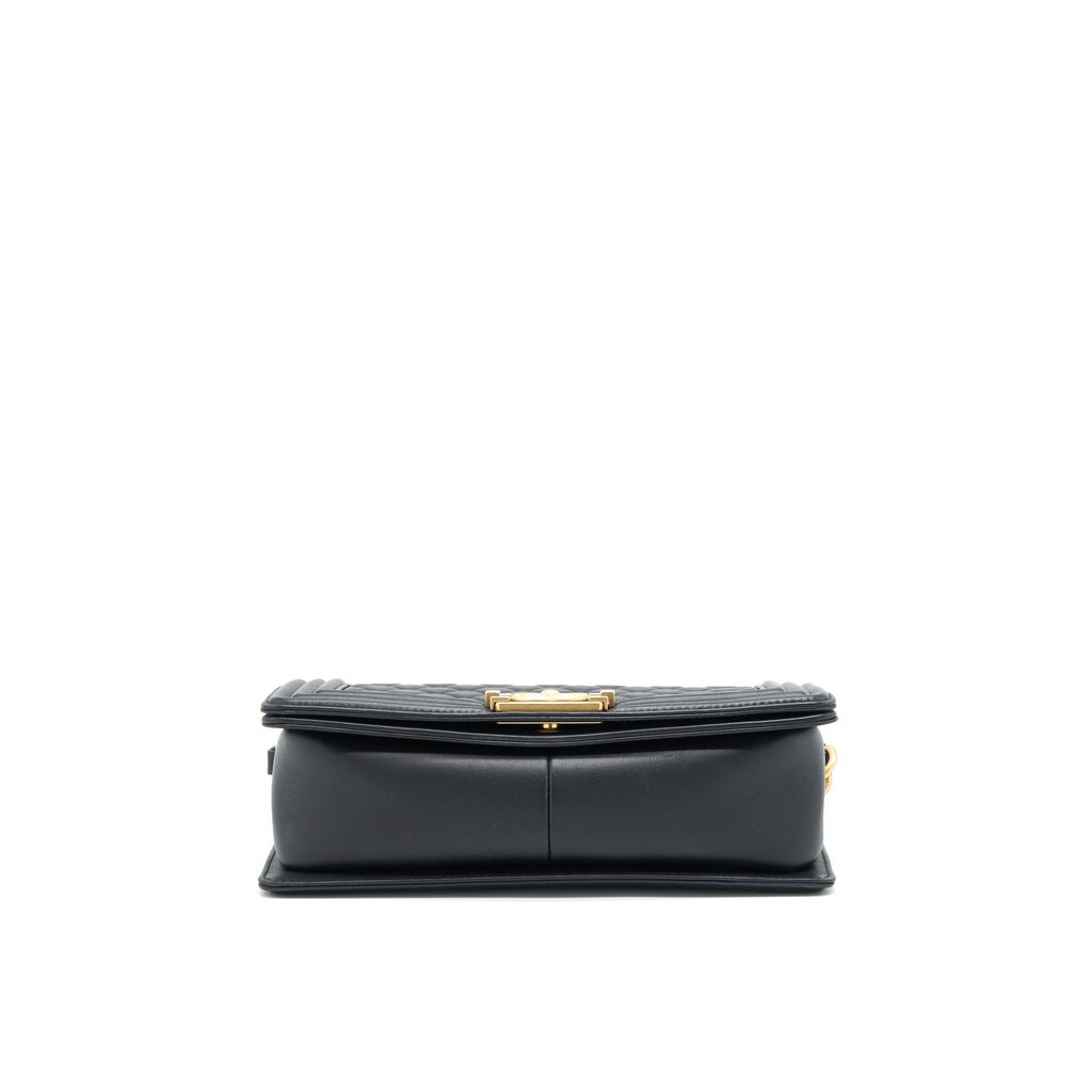 CHANEL MEDIUM BOY BLACK LAMBSKIN GHW