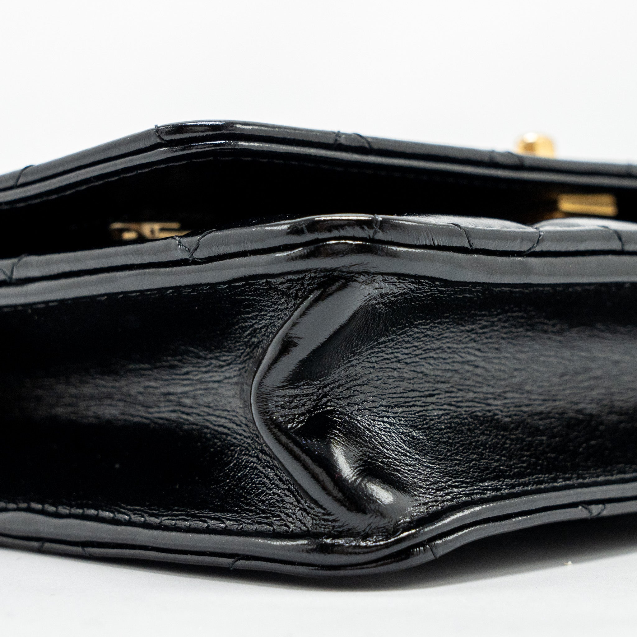 CHANEL 24A WALLET ON CHAIN SHINY CALFSKIN BLACK GHW (MICROCHIP)