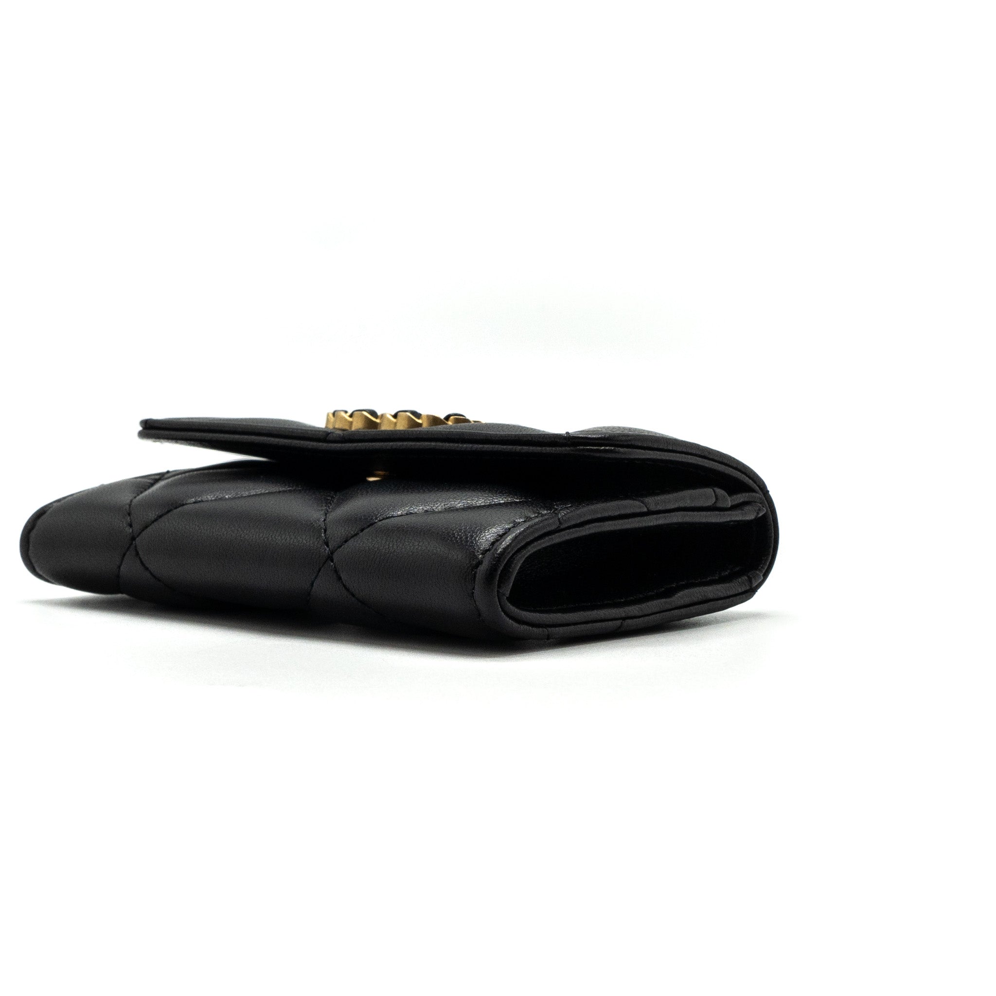 CHANEL 19 FLAP CARD HOLDER LAMBSKIN BLACK GHW (MICROCHIP)