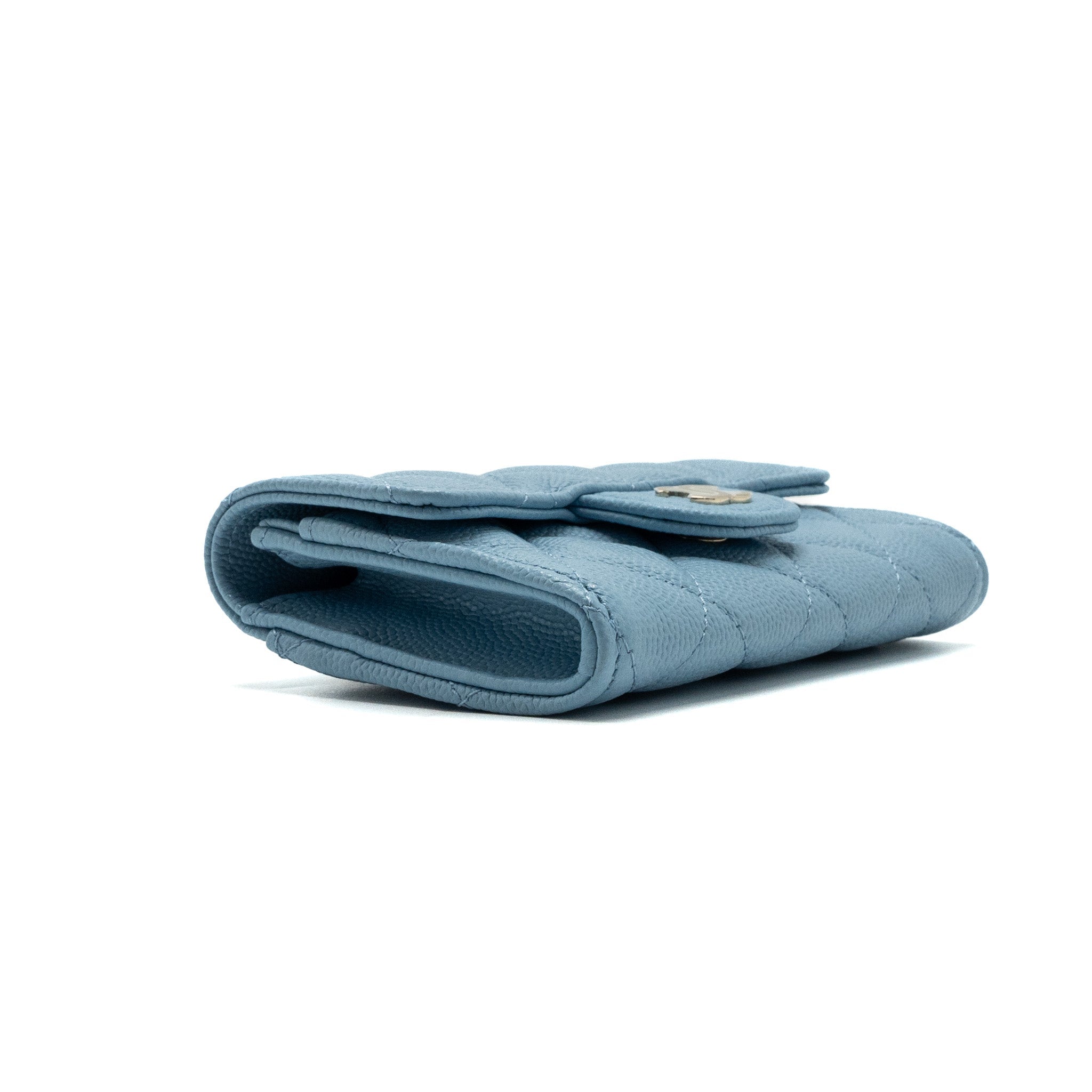 CHANEL CLASSIC FLAP CARD HOLDER CAVIAR BLUE LGHW