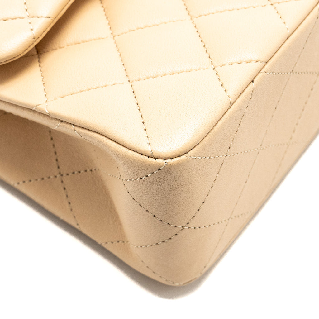 CHANEL SMALL CLASSIC DOUBLE FLAP BAG LAMBSKIN BEIGE SHW (MICROCHIP)
