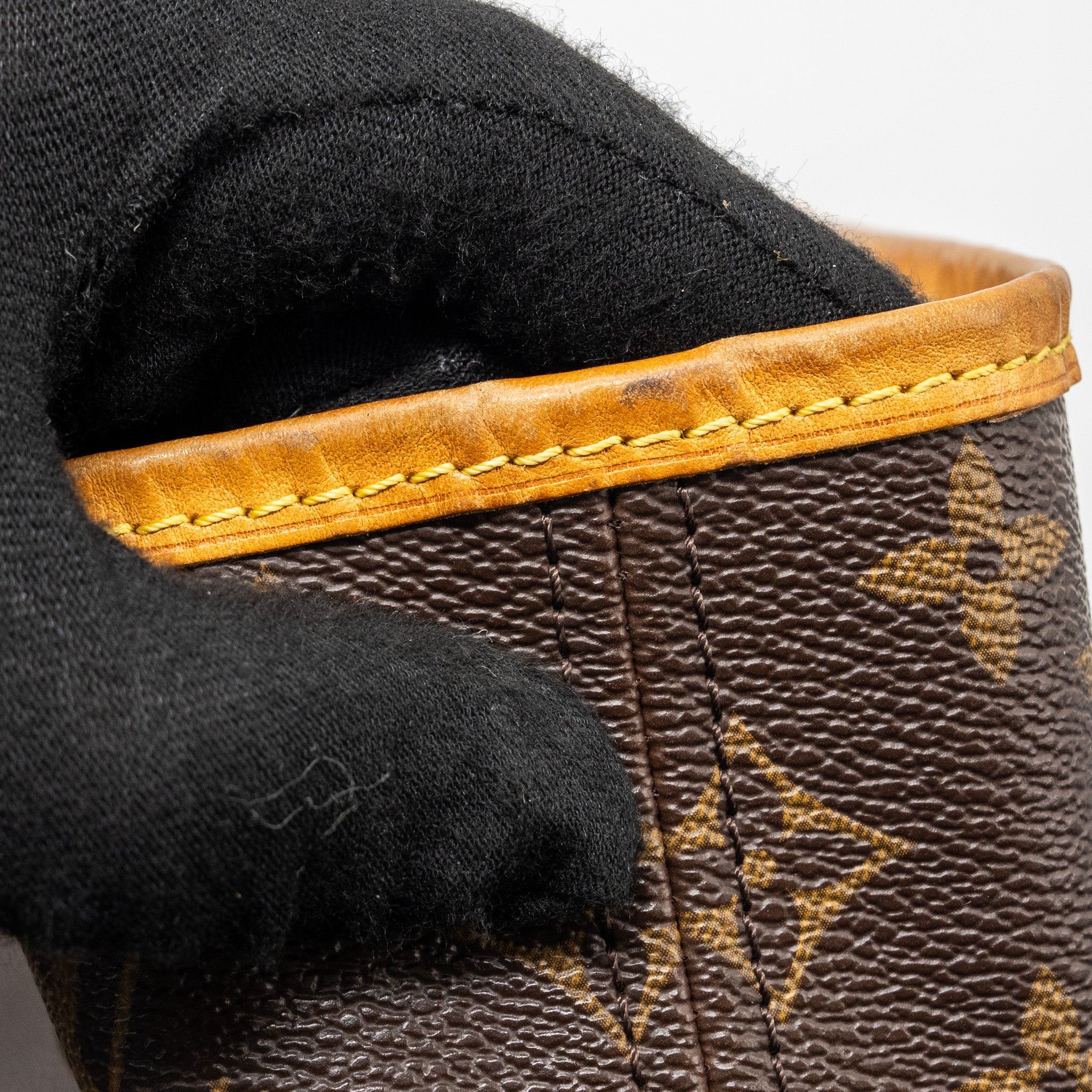 LOUIS VUITTON NEVERFULL GM MONOGRAM CANVAS GHW