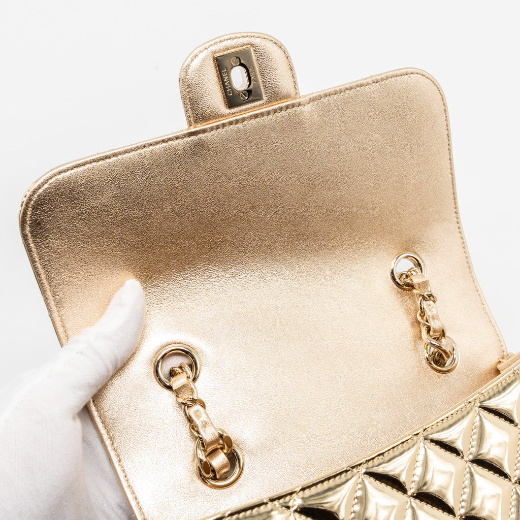CHANEL 24C BACKPACK WITH STAR PATENT GOLD LGHW (MICROCHIP)